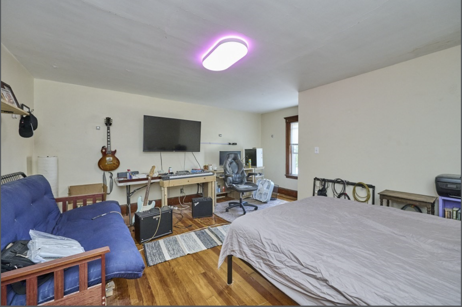 Photos of apartment on Fellsway West,Somerville MA 02145
