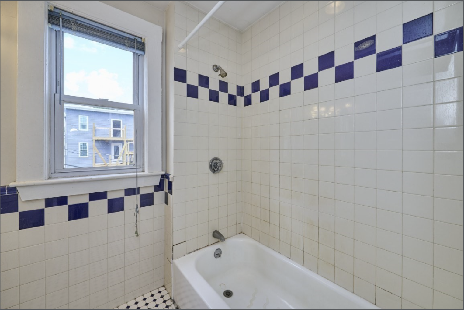 Photos of apartment on Fellsway West,Somerville MA 02145