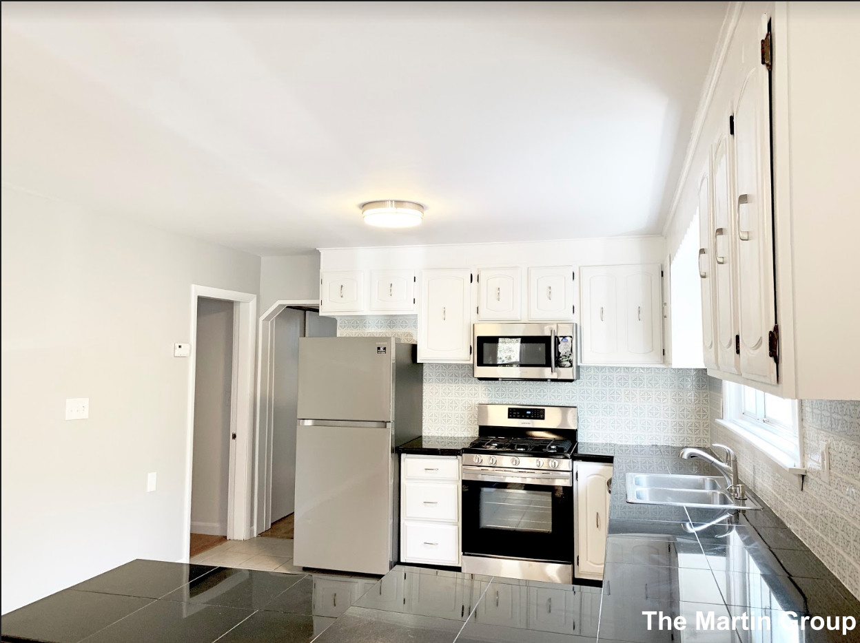 3 bed, 1 bath apartment for rent at 420 Norfolk St Unit 1, Inman Square — photo 23 of 25