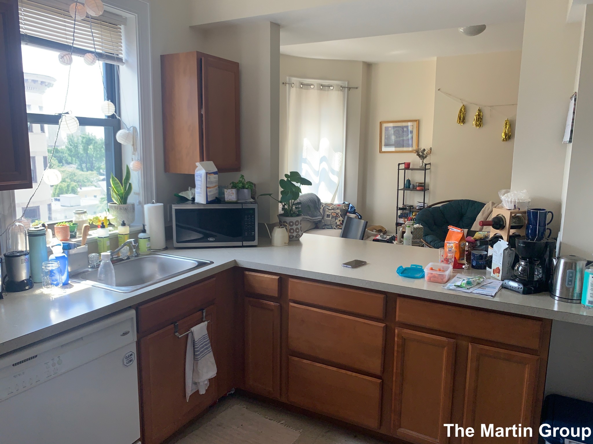2 bed, 1 bath apartment for rent at 881 Massachusetts Ave Unit 32, Mid Cambridge — photo 3 of 8