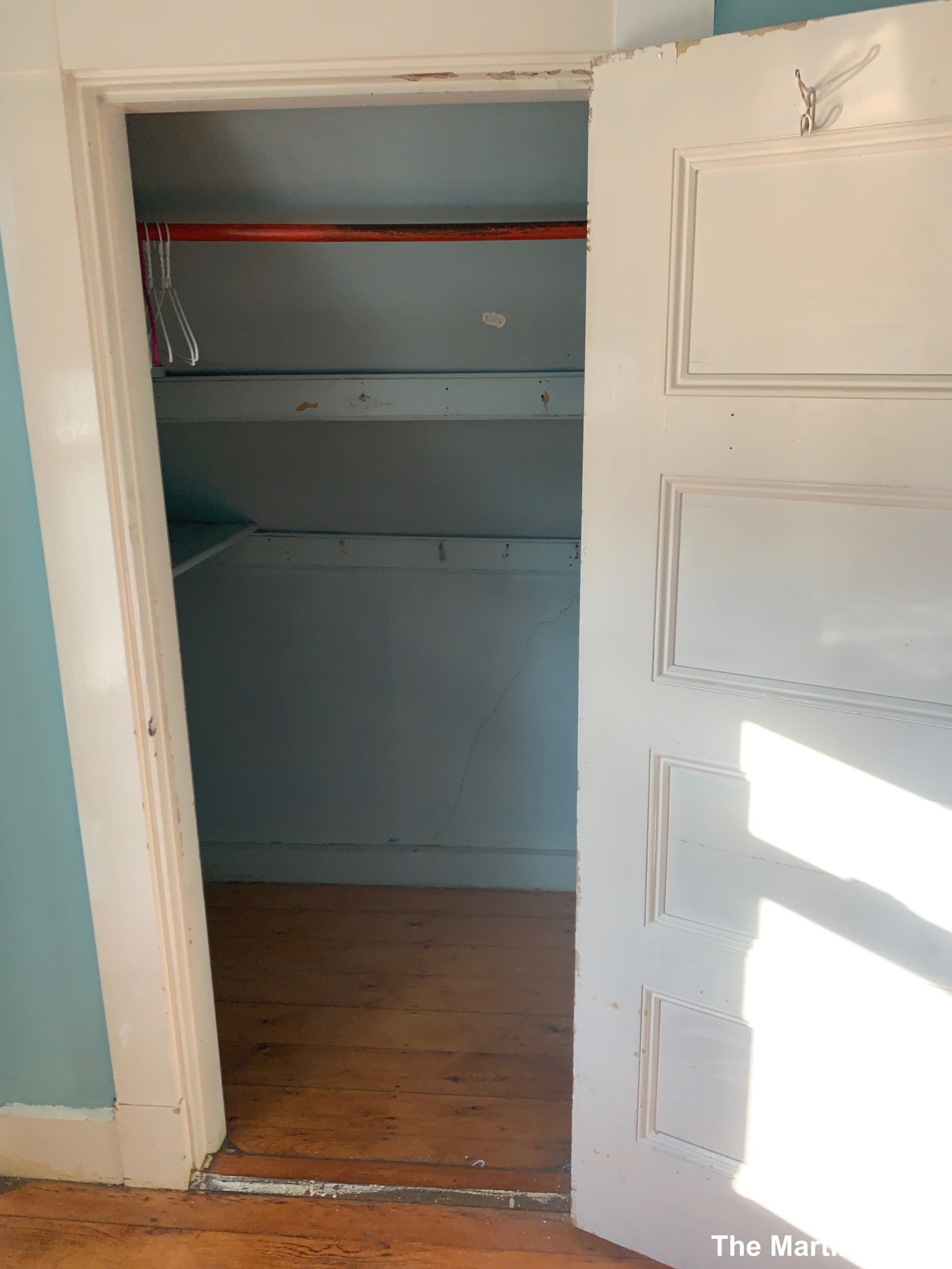 17 Henry Ave, Davis Square