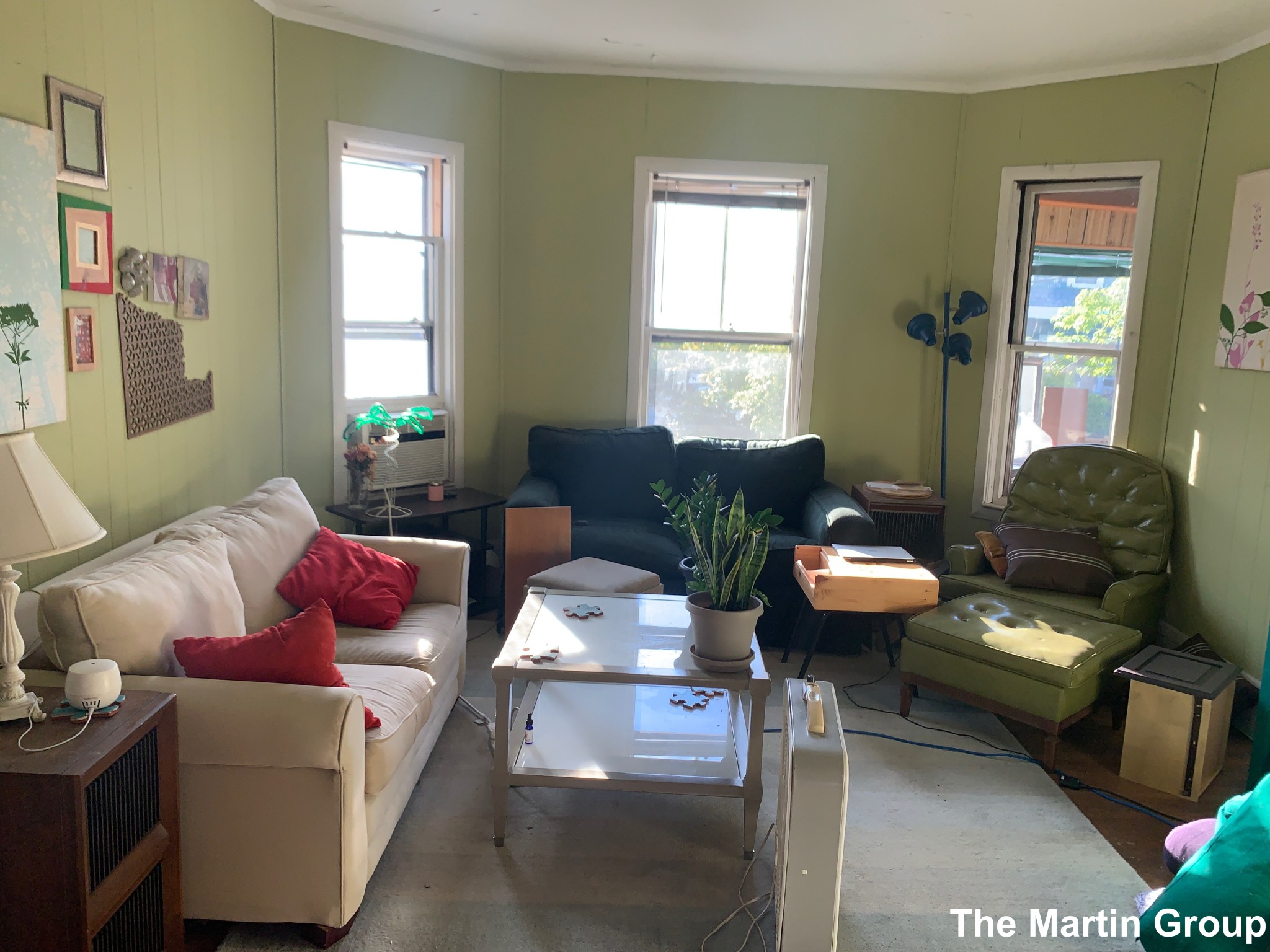 17 Henry Ave, Davis Square