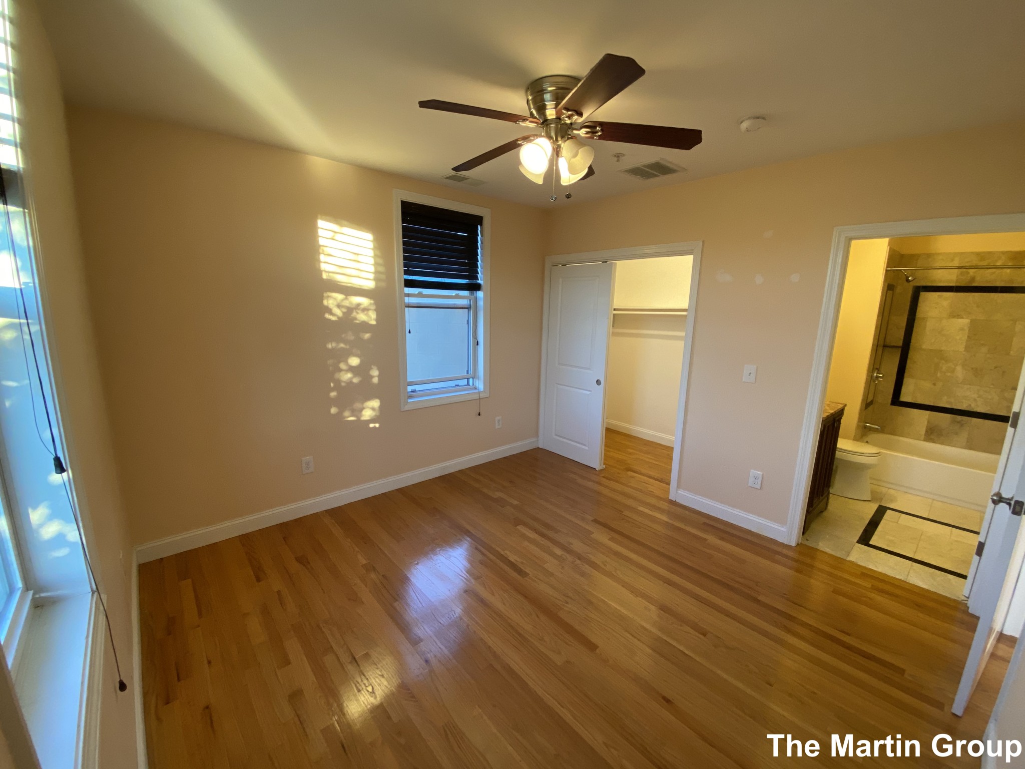 Photos of apartment on Fellsway West,Somerville MA 02145