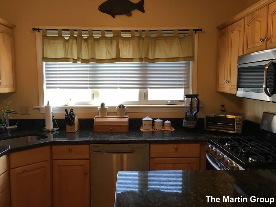 46 Pinkham Rd, Medford