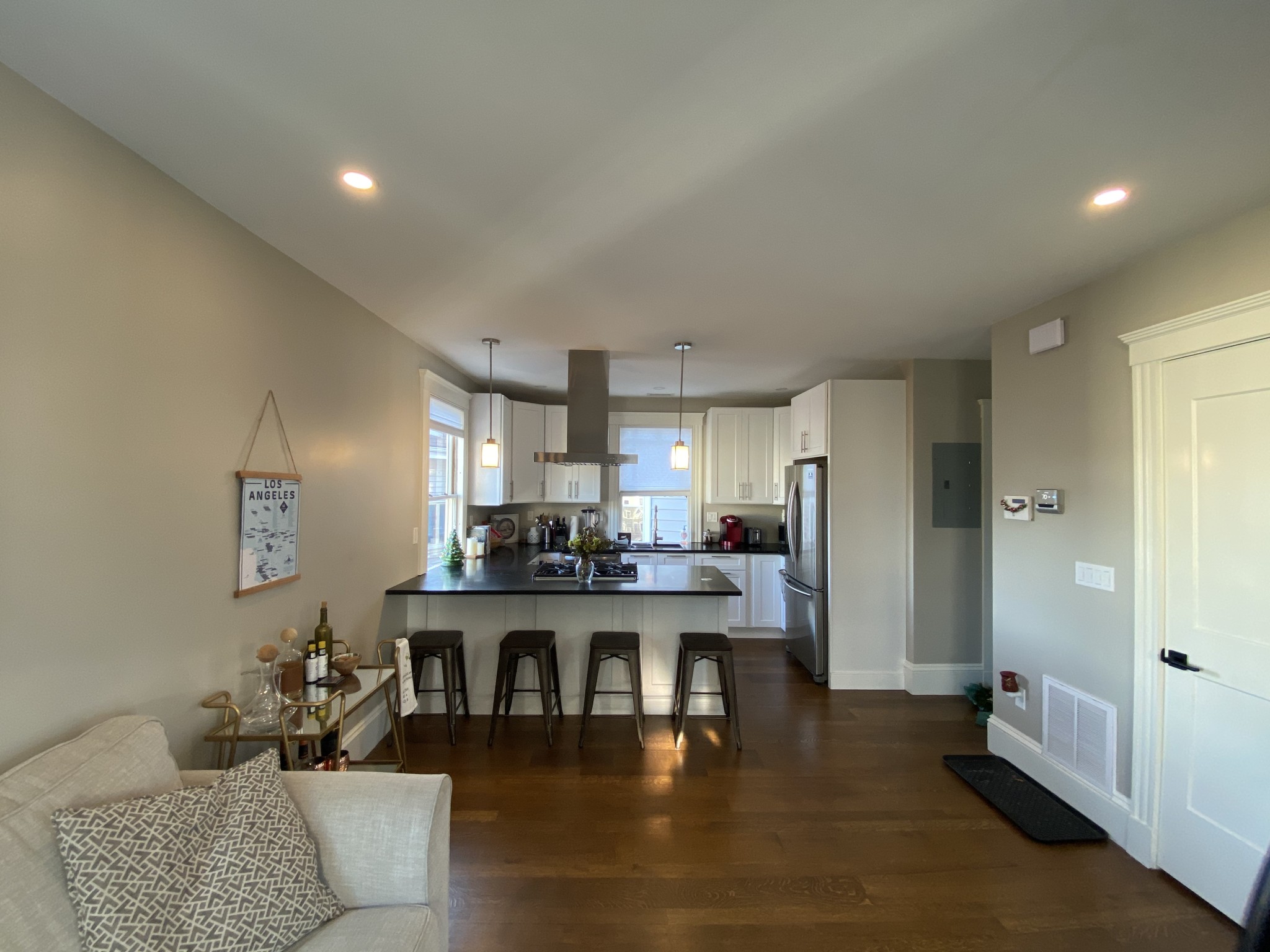 1 bed, 1 bath apartment for rent at 3 Dartmouth St Unit 2, Winter Hill — photo 7 of 26