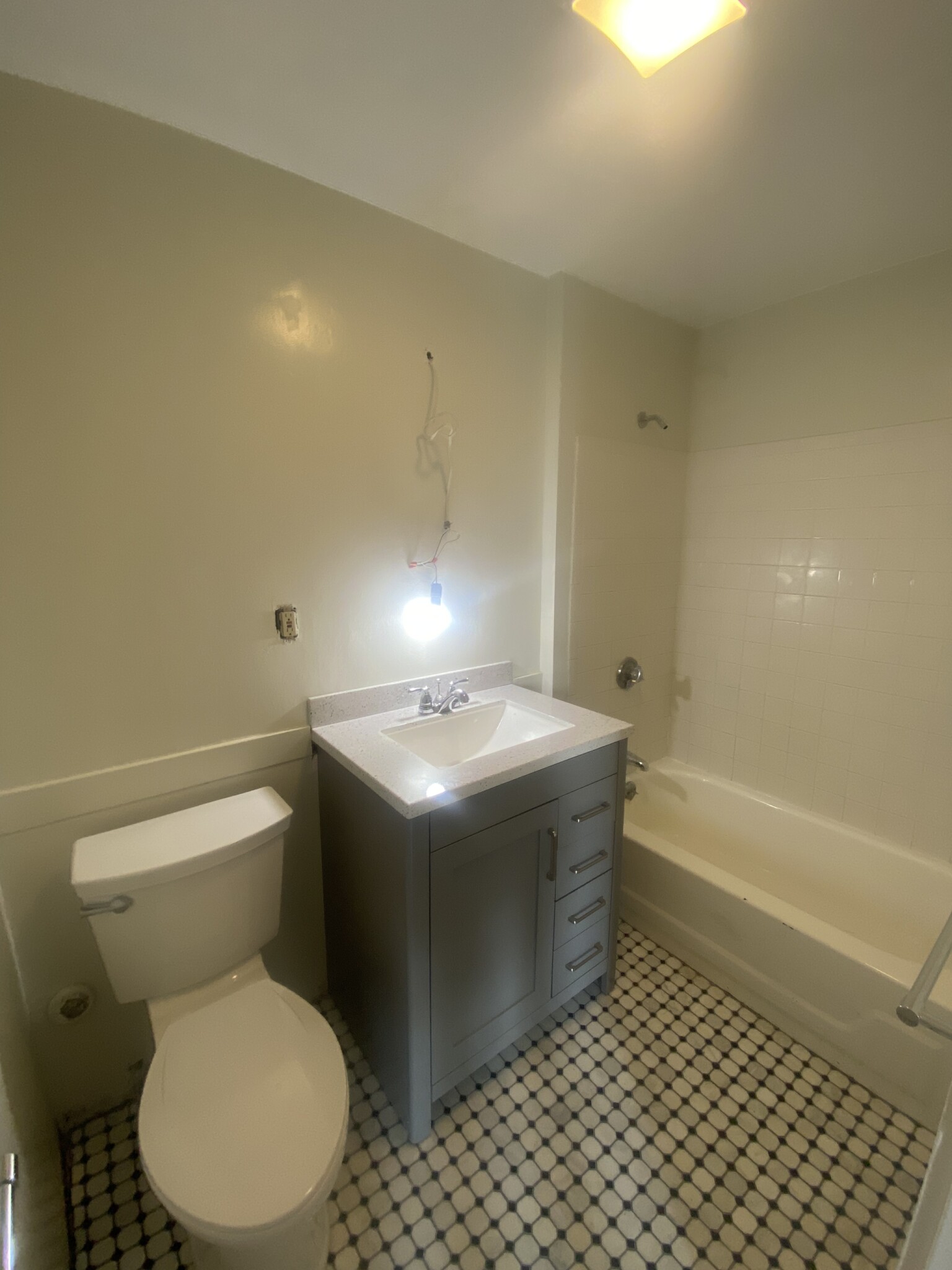 24 Norris St, Porter Square