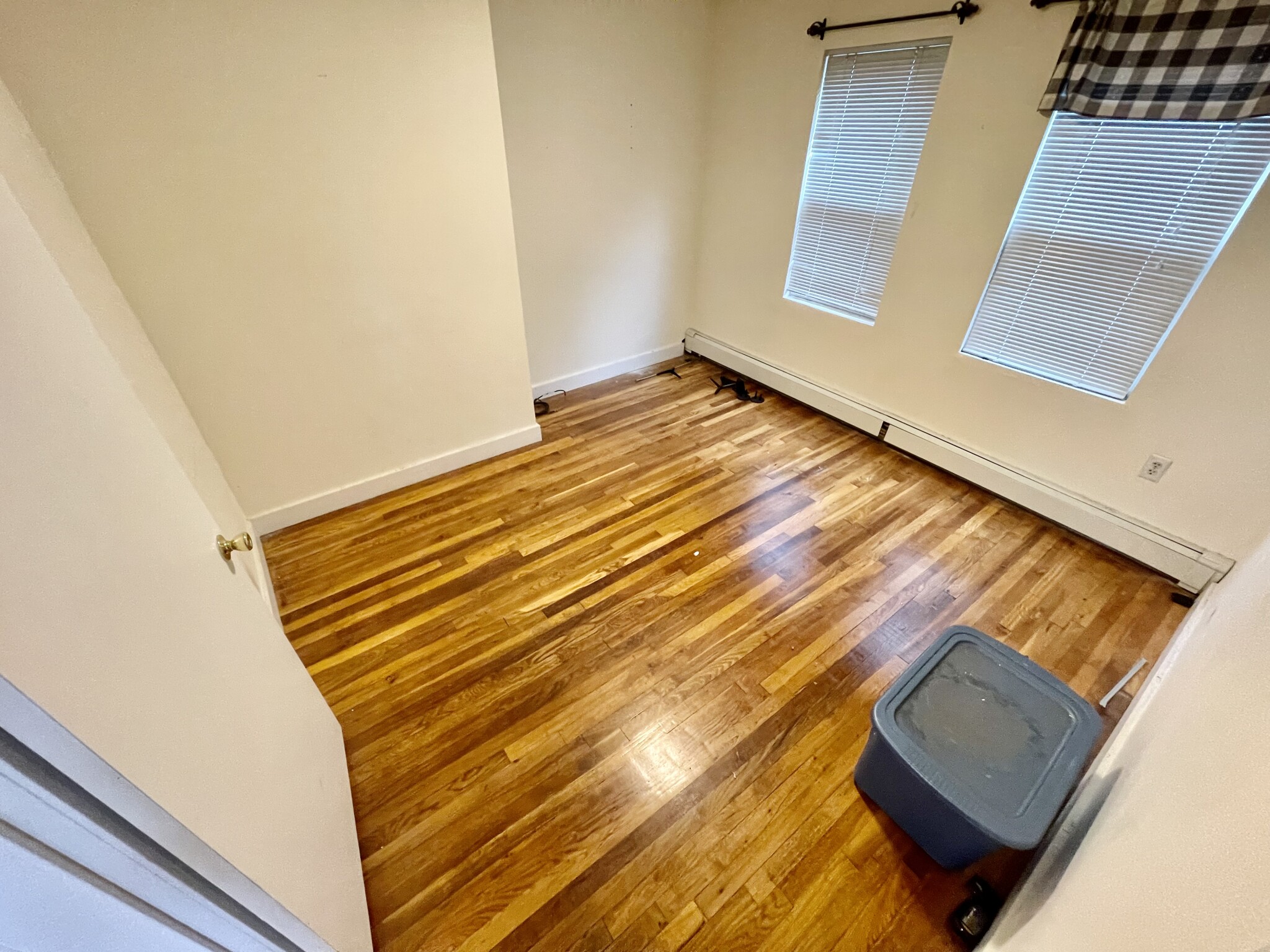 3 bed, 2 bath apartment for rent at 238 Cedar St Unit 1, Somerville — photo 8 of 16