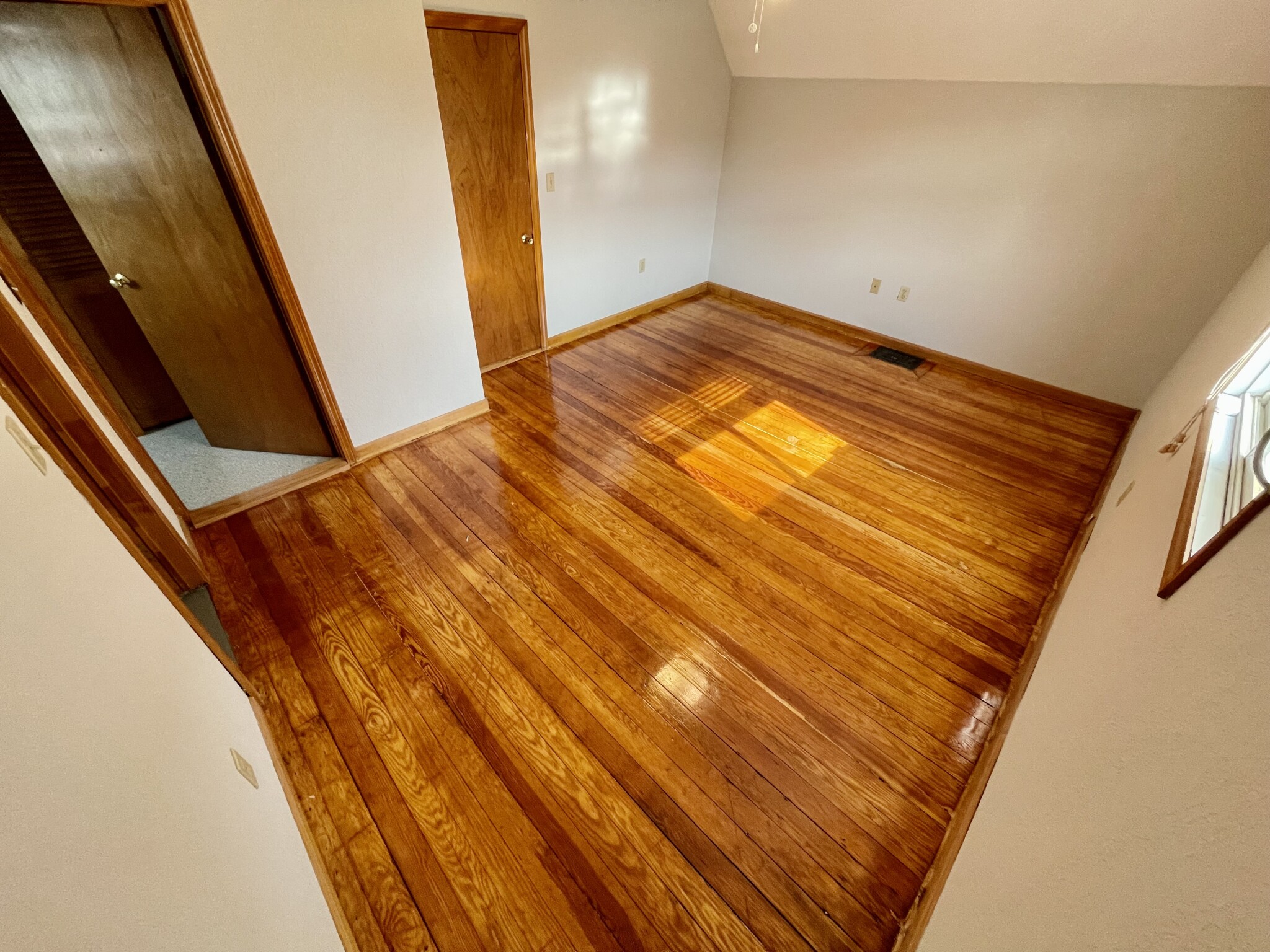 3 bed, 2 bath apartment for rent at 8 Cutter Park Unit 2, Somerville — photo 6 of 16