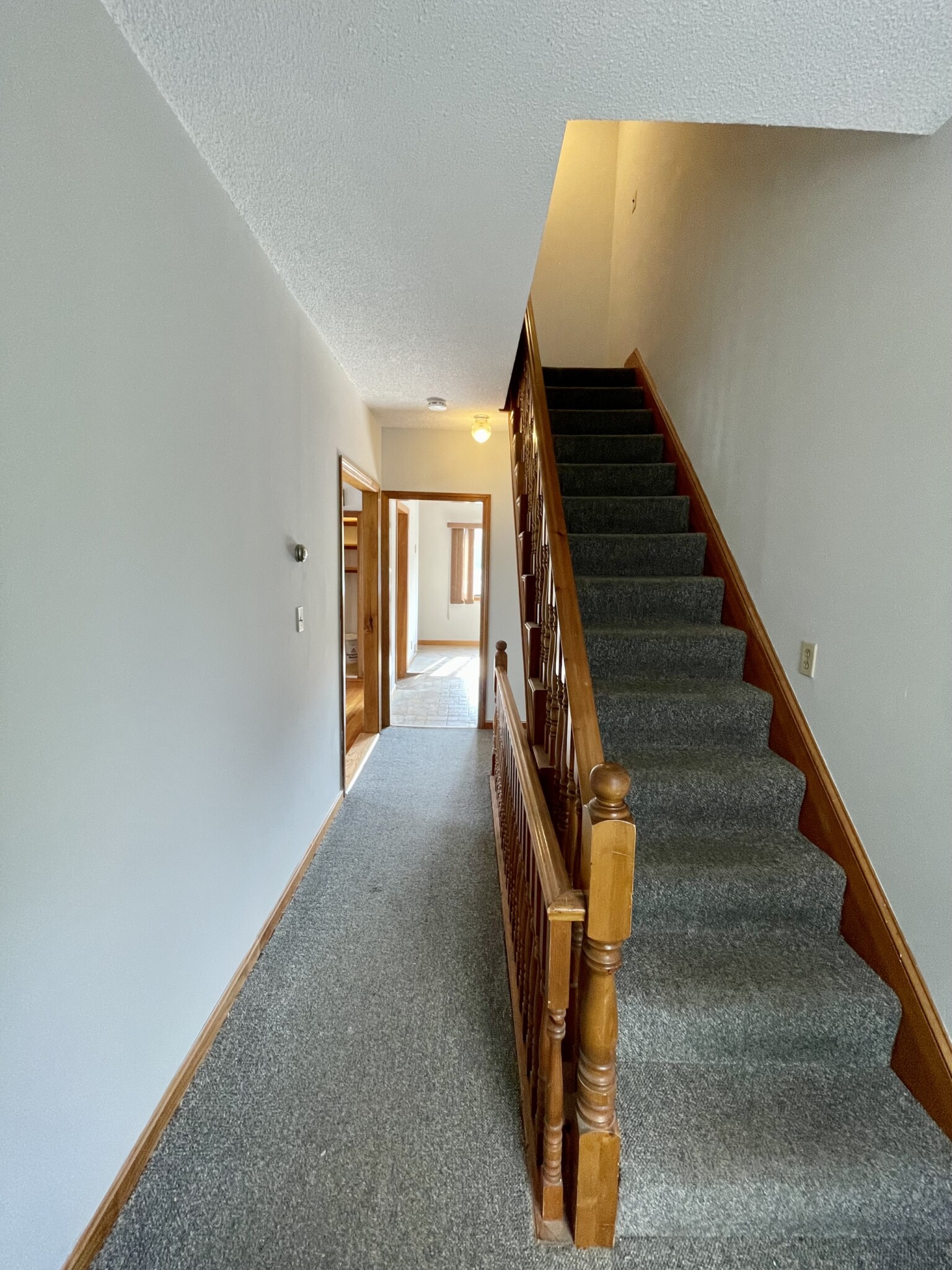 3 bed, 2 bath apartment for rent at 8 Cutter Park Unit 2, Somerville — photo 10 of 16