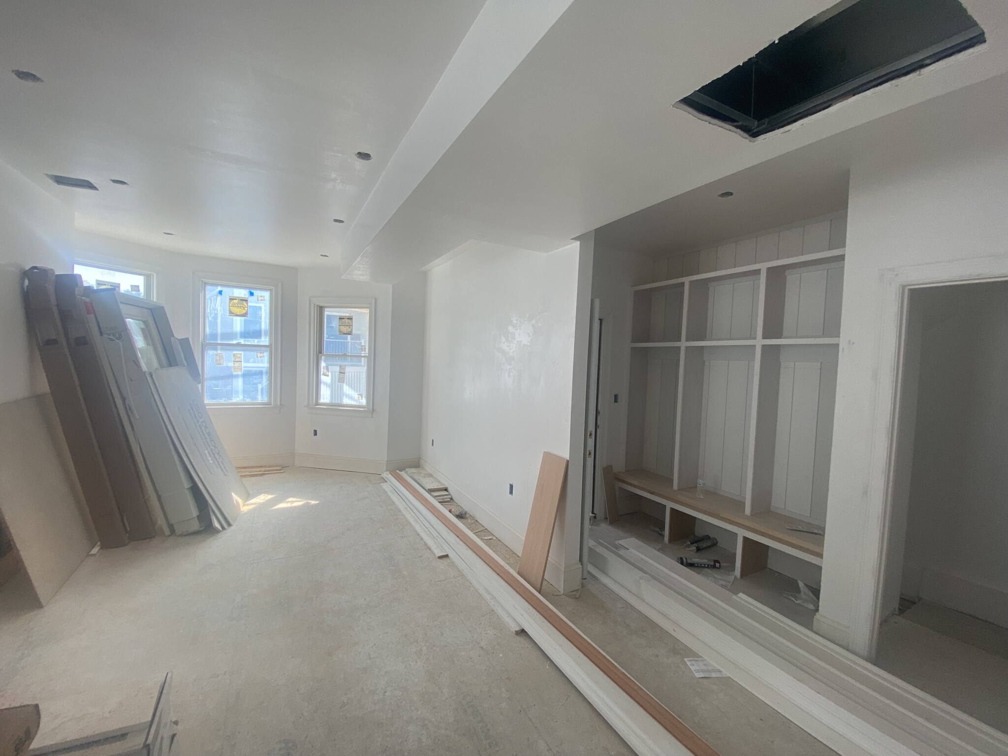4 bed, 3 bath apartment for rent at 26 Clyde, Somerville — photo 3 of 8