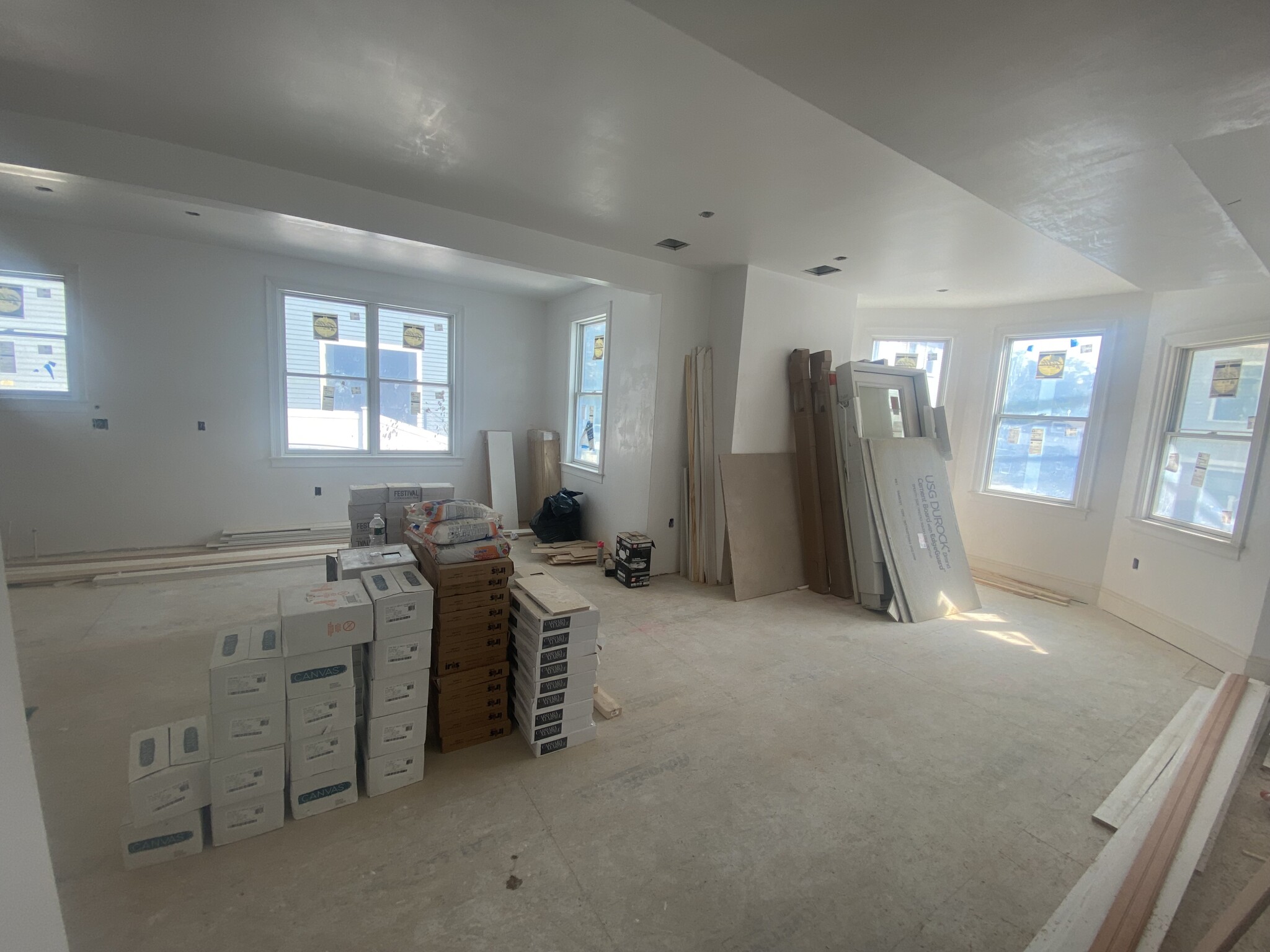 4 bed, 3 bath apartment for rent at 26 Clyde, Somerville — photo 2 of 8