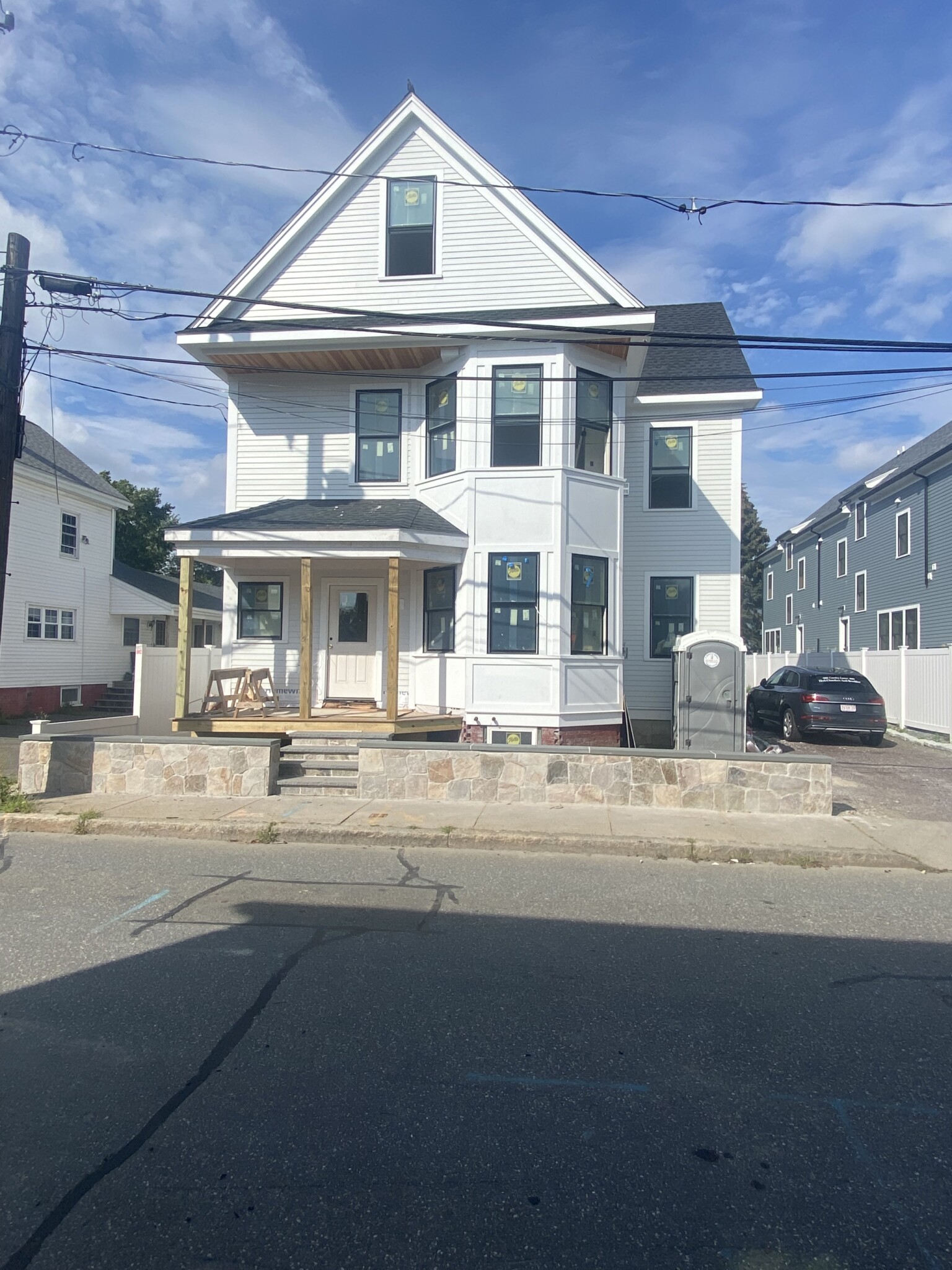 4 bed, 3 bath apartment for rent at 26 Clyde, Somerville — photo 1 of 8