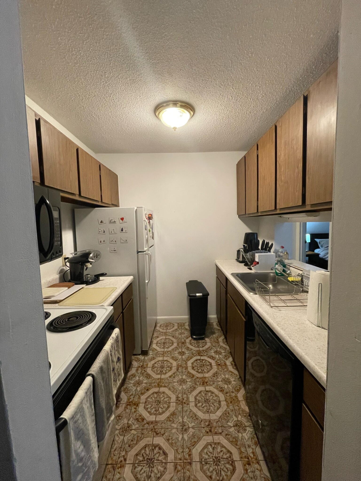 1 bed, 1 bath apartment for rent at 41 Belmont Unit 35, Somerville — photo 3 of 8