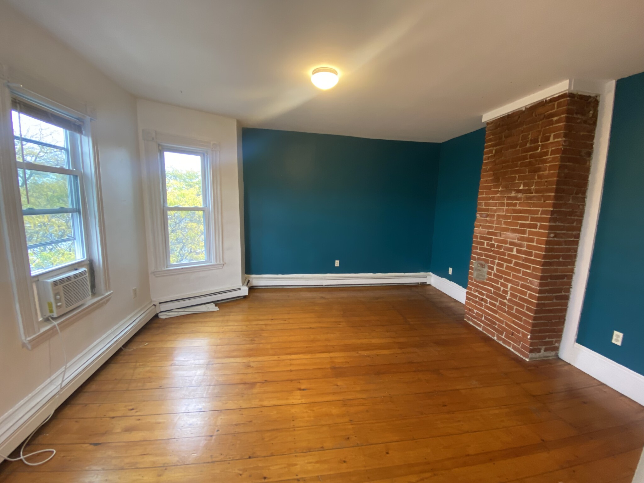 2 bed, 1 bath apartment for rent at 30 Otis St Unit 3 COPY, Somerville
