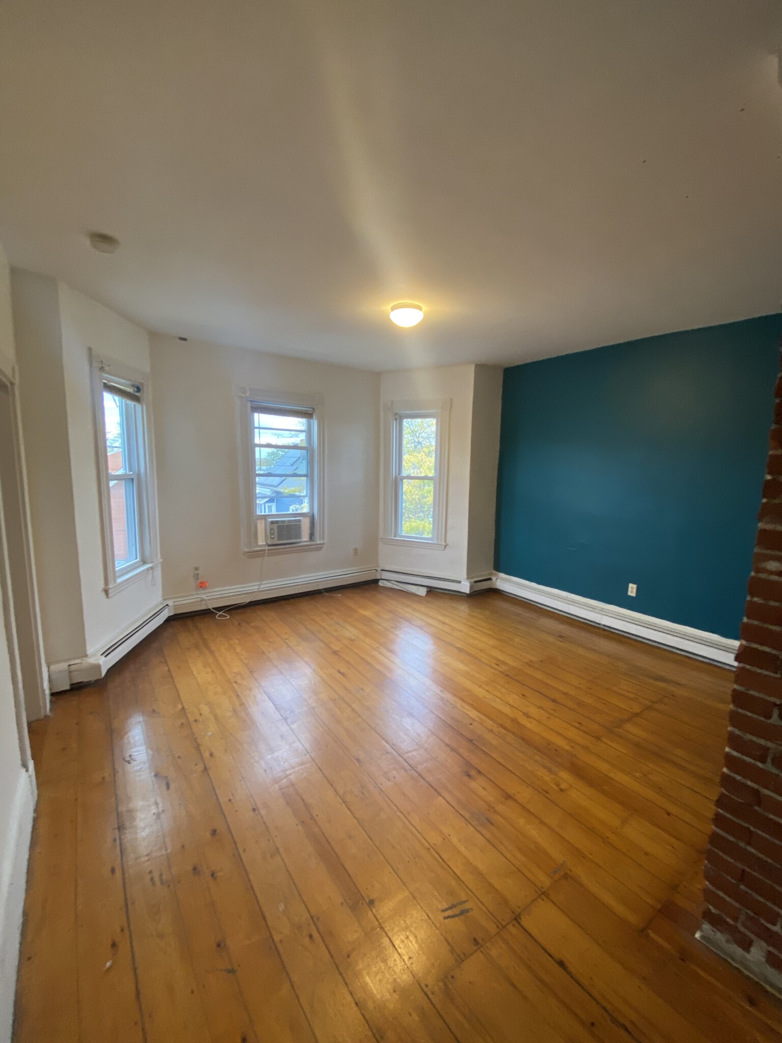 2 bed, 1 bath apartment for rent at 30 Otis St Unit 3 COPY, Somerville — photo 4 of 12