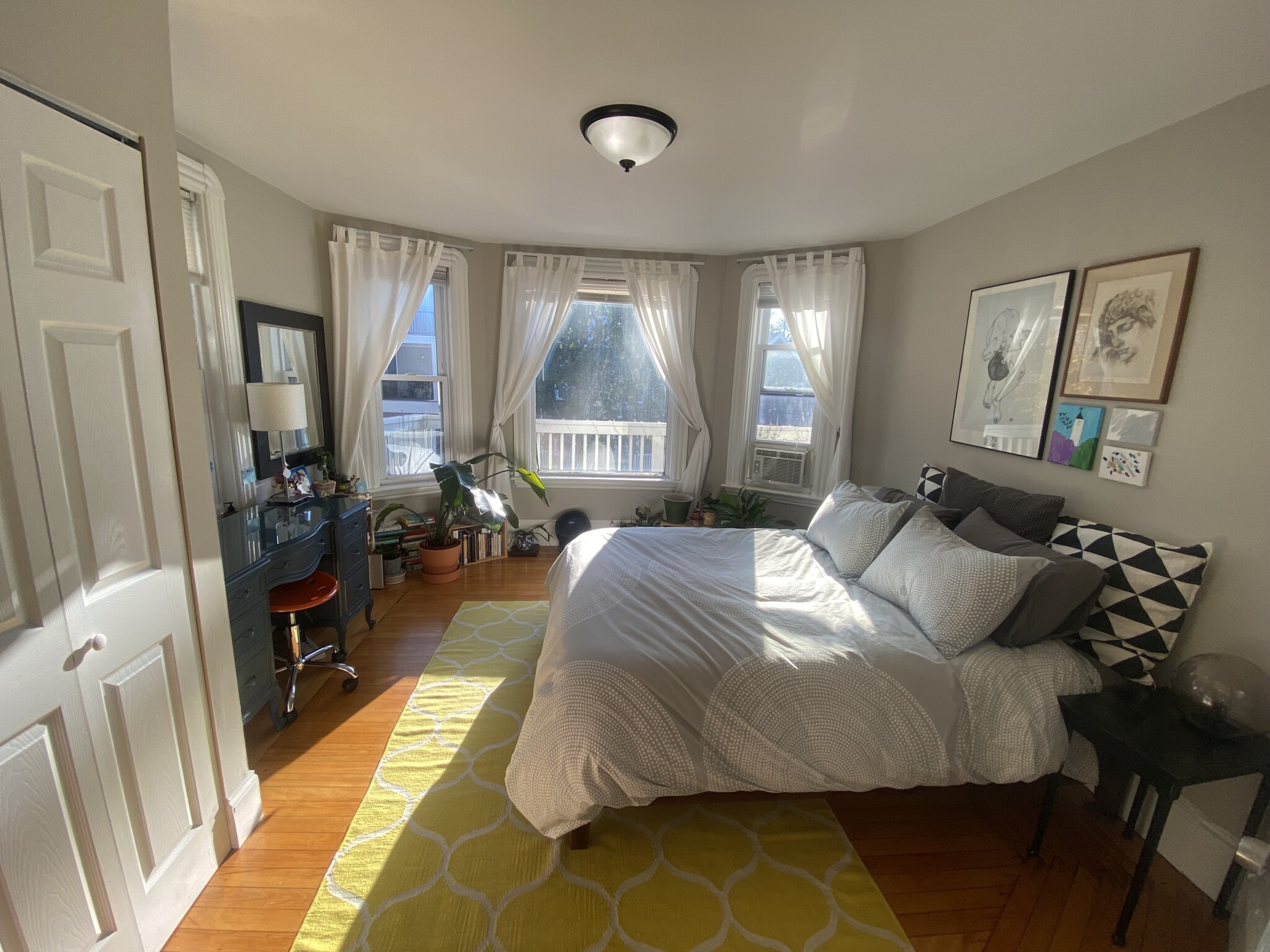 2 bed, 1 bath apartment for rent at 355 Highland Ave Unit 2, Davis Square — photo 8 of 13