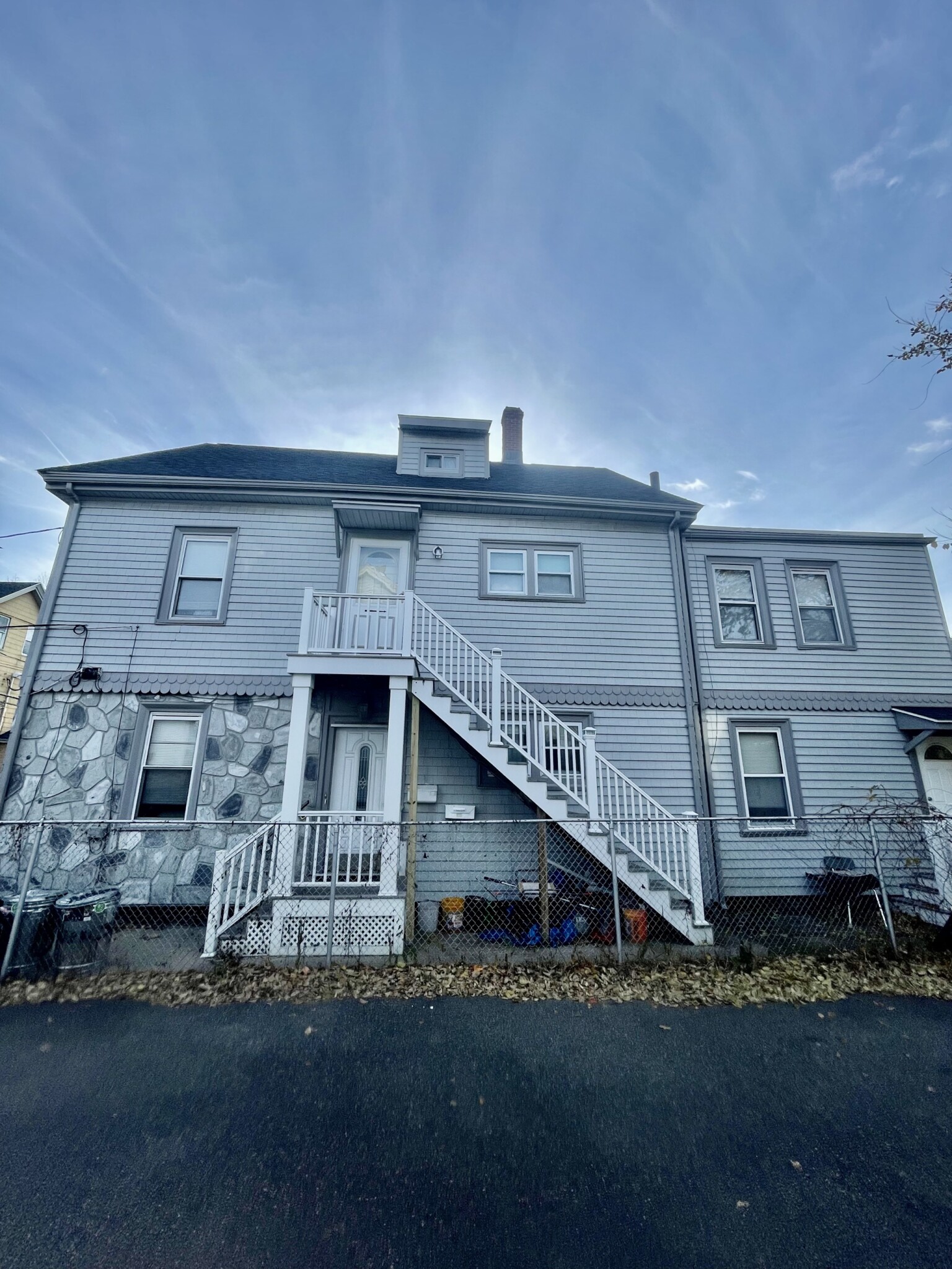 2 bed, 1 bath apartment for rent at 11 Andrew St Unit 1, Cambridge