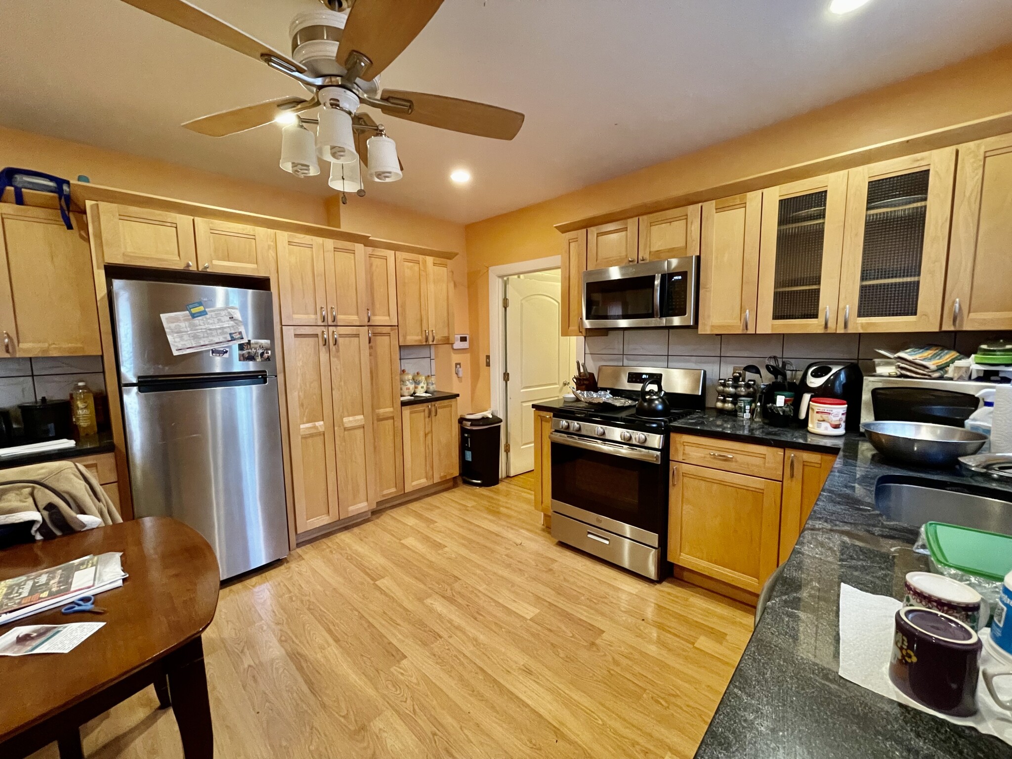 2 bed, 1 bath apartment for rent at 11 Andrew St Unit 1, Cambridge — photo 3 of 13