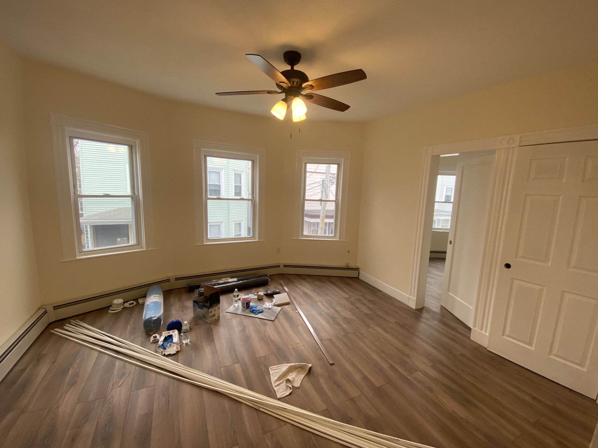2 bed, 1 bath apartment for rent at 31 Oakland St Unit 2, Cambridge — photo 2 of 2