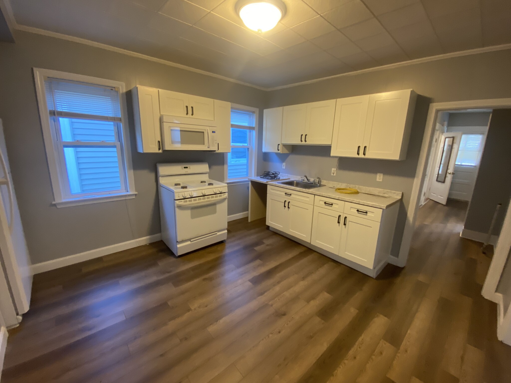 2 bed, 1 bath apartment for rent at 62 Grant St Unit 3, Somerville — photo 2 of 14