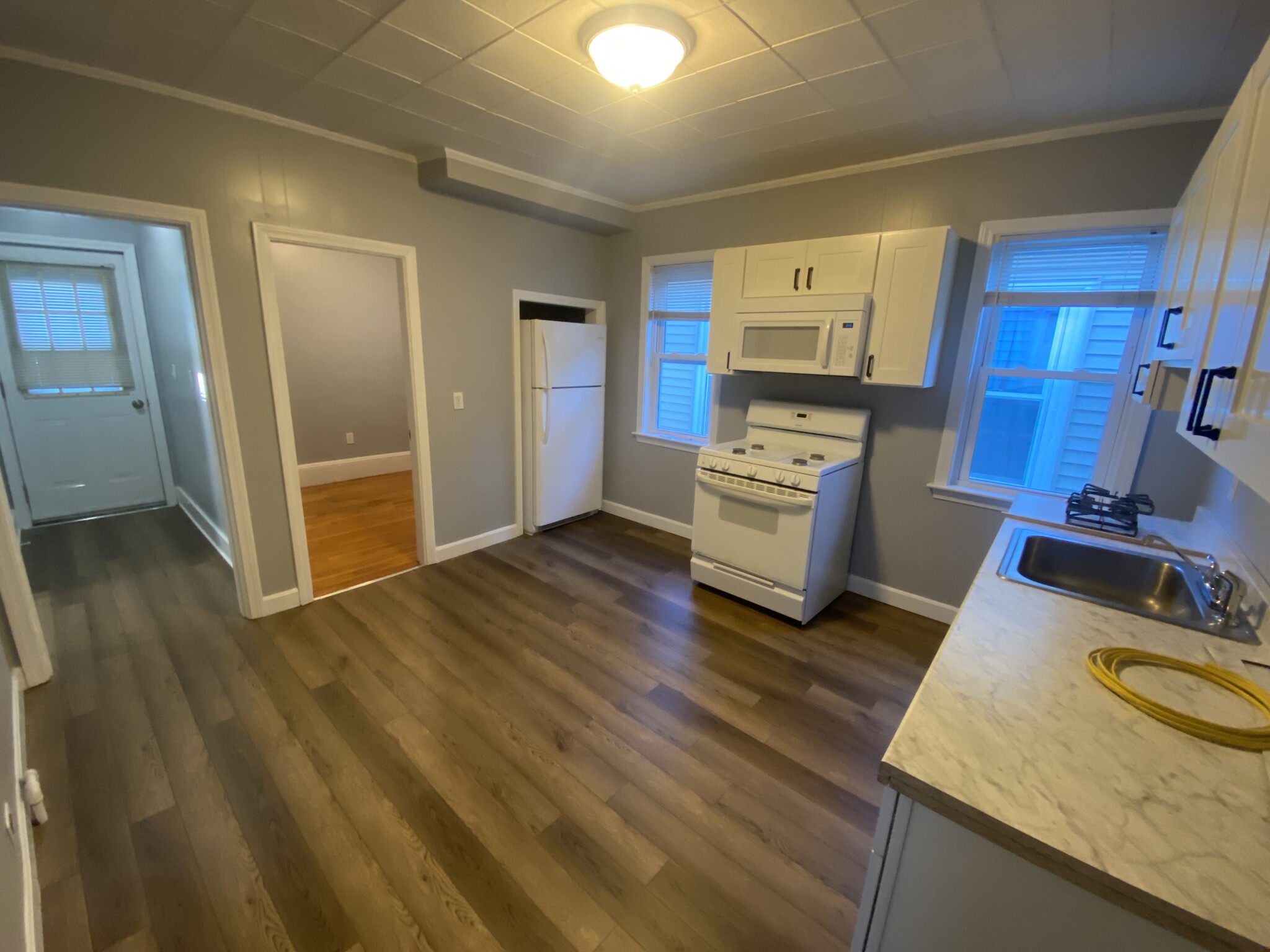 2 bed, 1 bath apartment for rent at 62 Grant St Unit 3, Somerville