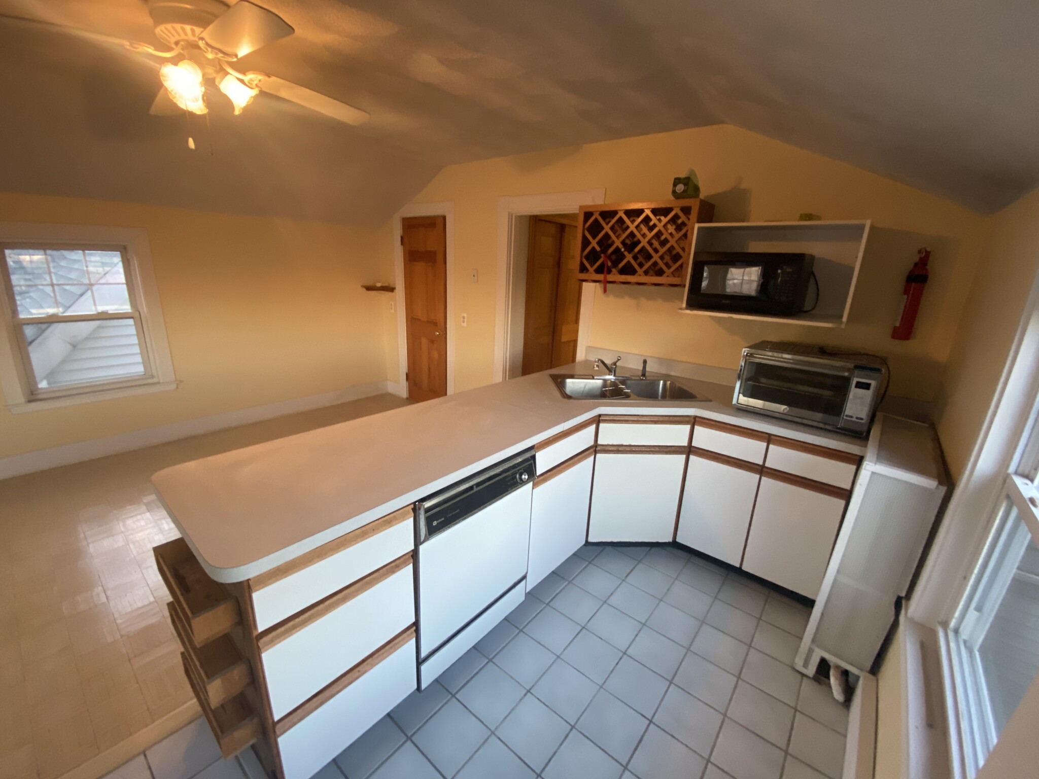 1 bed, 1 bath apartment for rent at 61 Dartmouth St Unit 3, Somerville — photo 5 of 13