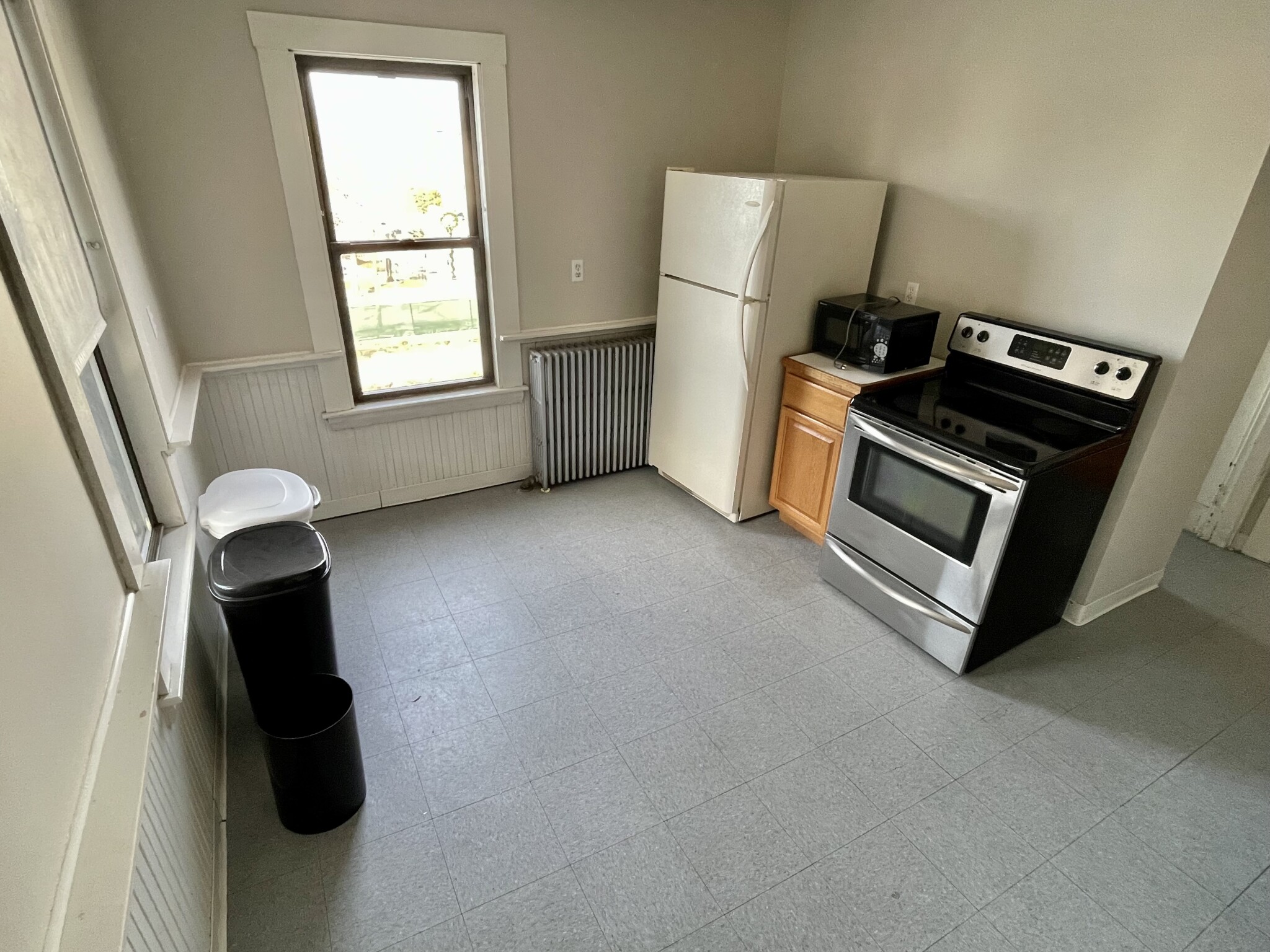 2 bed, 1 bath apartment for rent at 1150 Broadway Unit 4, Somerville — photo 4 of 11