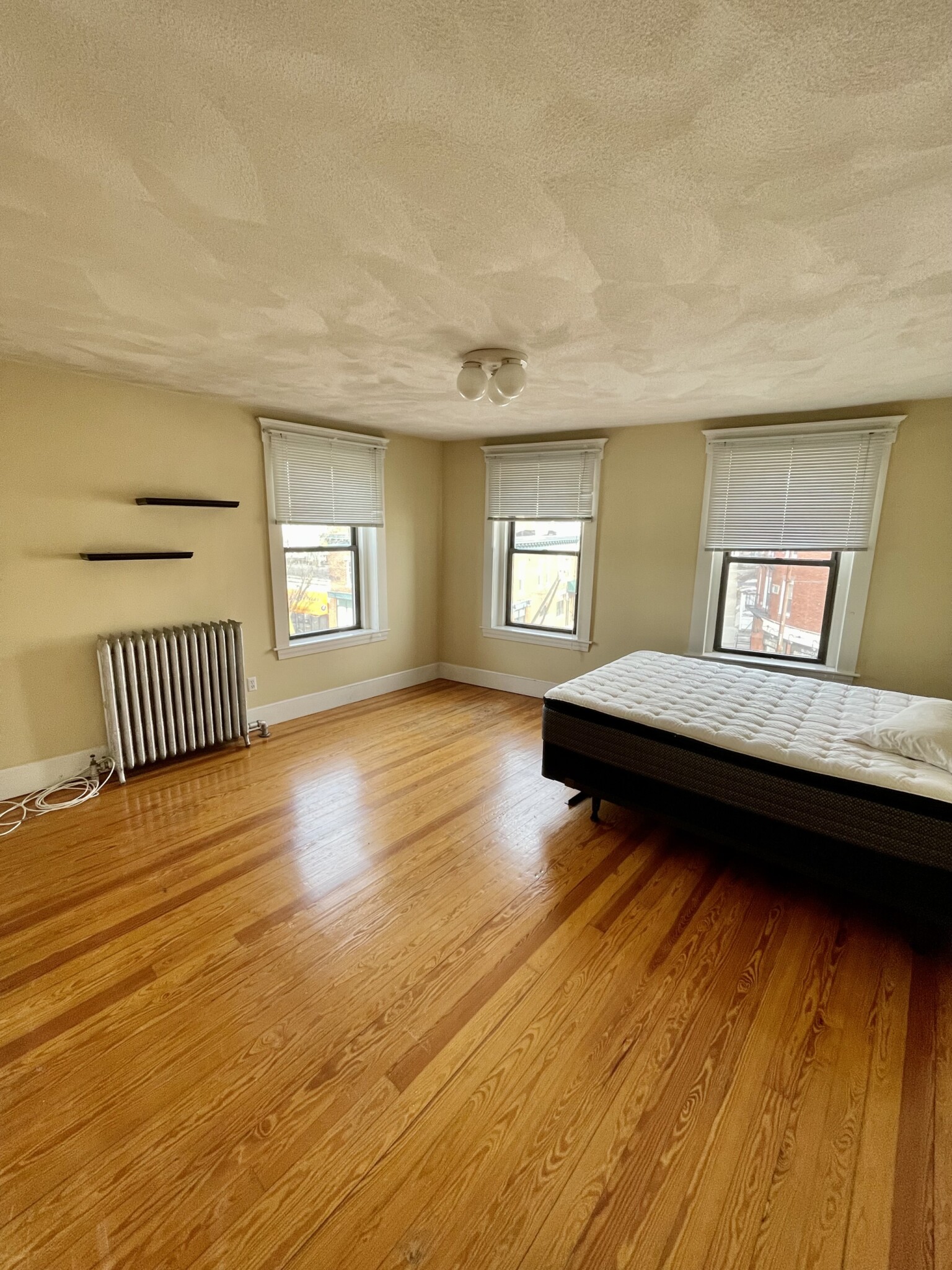 2 bed, 1 bath apartment for rent at 1150 Broadway Unit 4, Somerville — photo 6 of 11