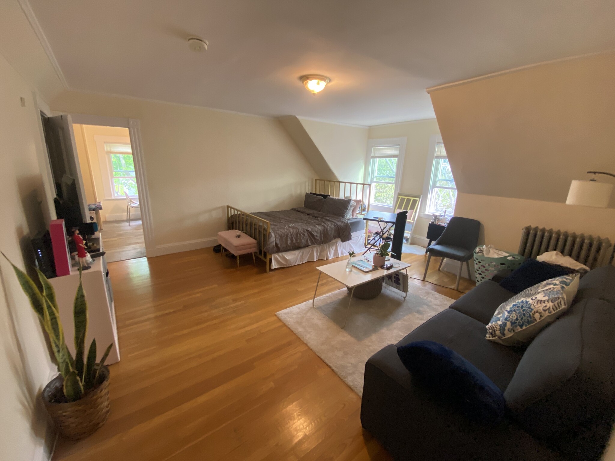 3 Lee St, Gilman Square