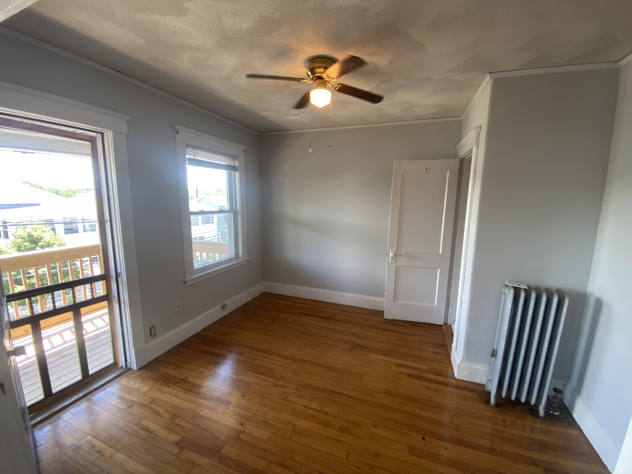 53 Fairfax St, West Somerville