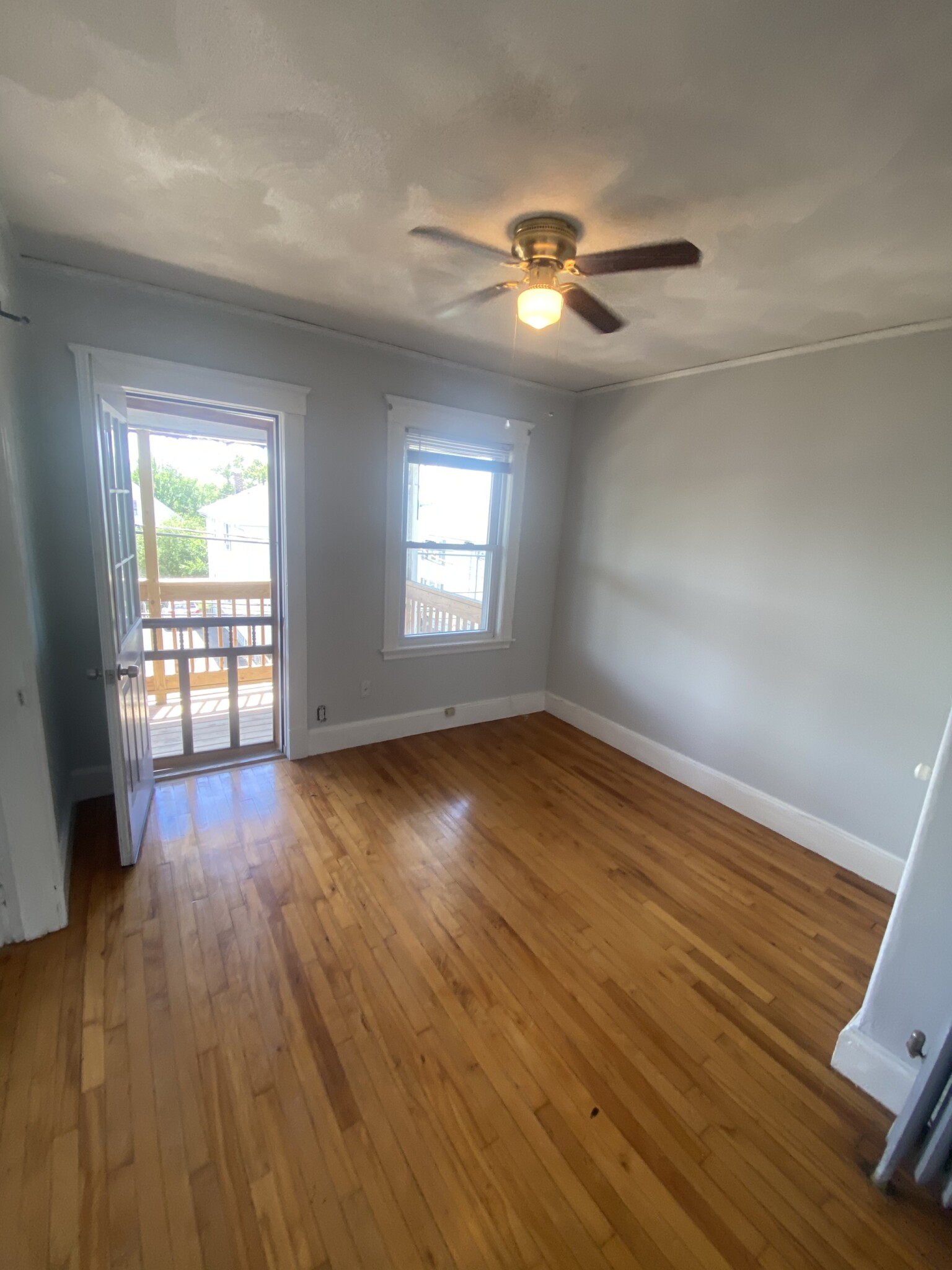 53 Fairfax St, West Somerville