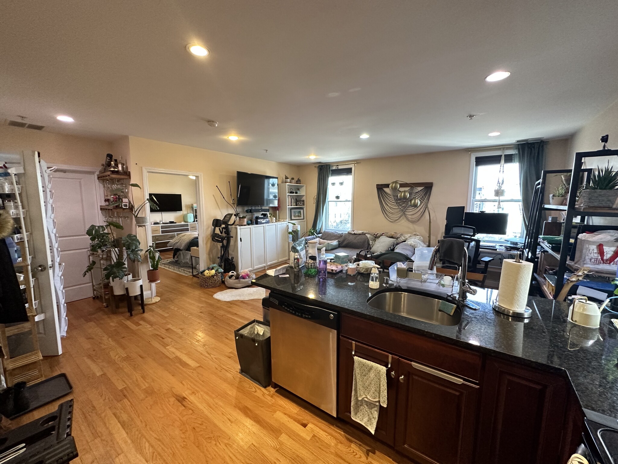 100 Fellsway West