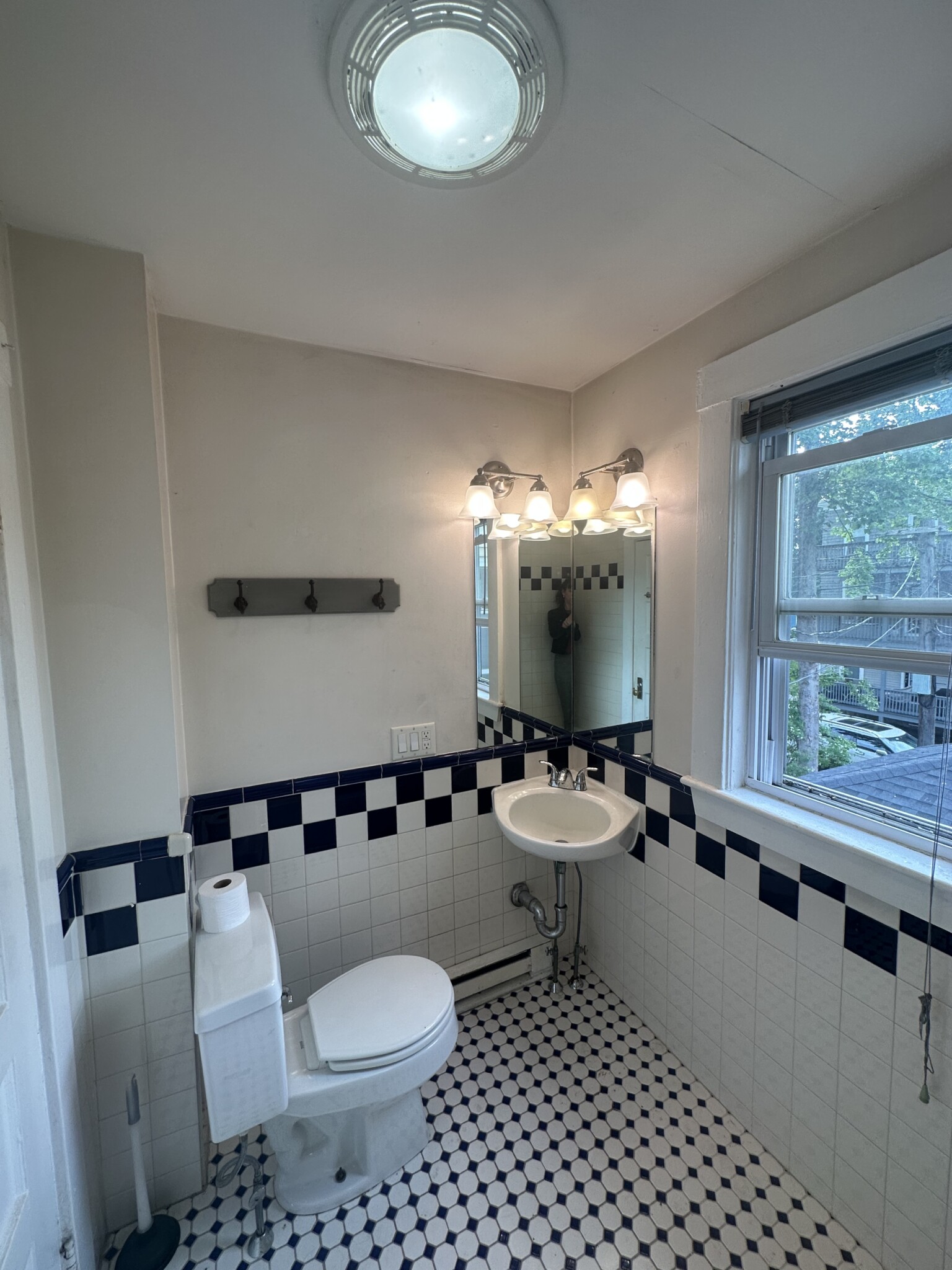 78 Fellsway, Winter Hill