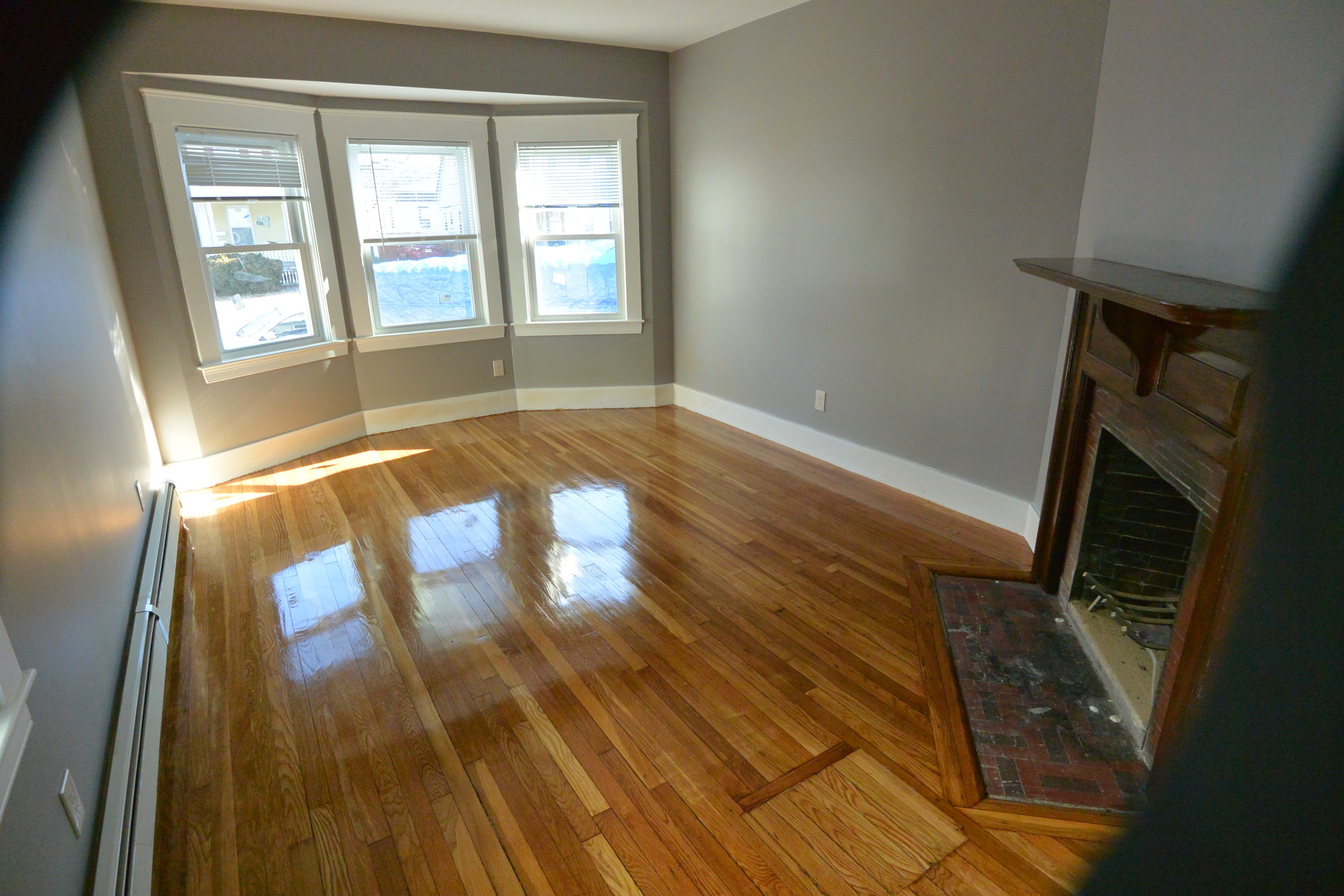 5 bed, 2 bath apartment for rent at 16 Mansfield St Unit 1, Allston — photo 1 of 23