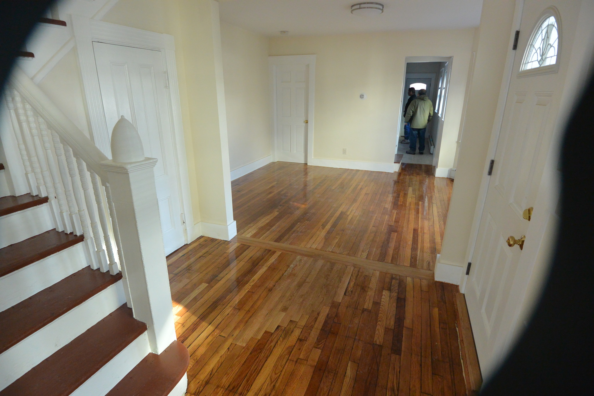 5 bed, 2 bath apartment for rent at 16 Mansfield St Unit 1, Allston — photo 3 of 23