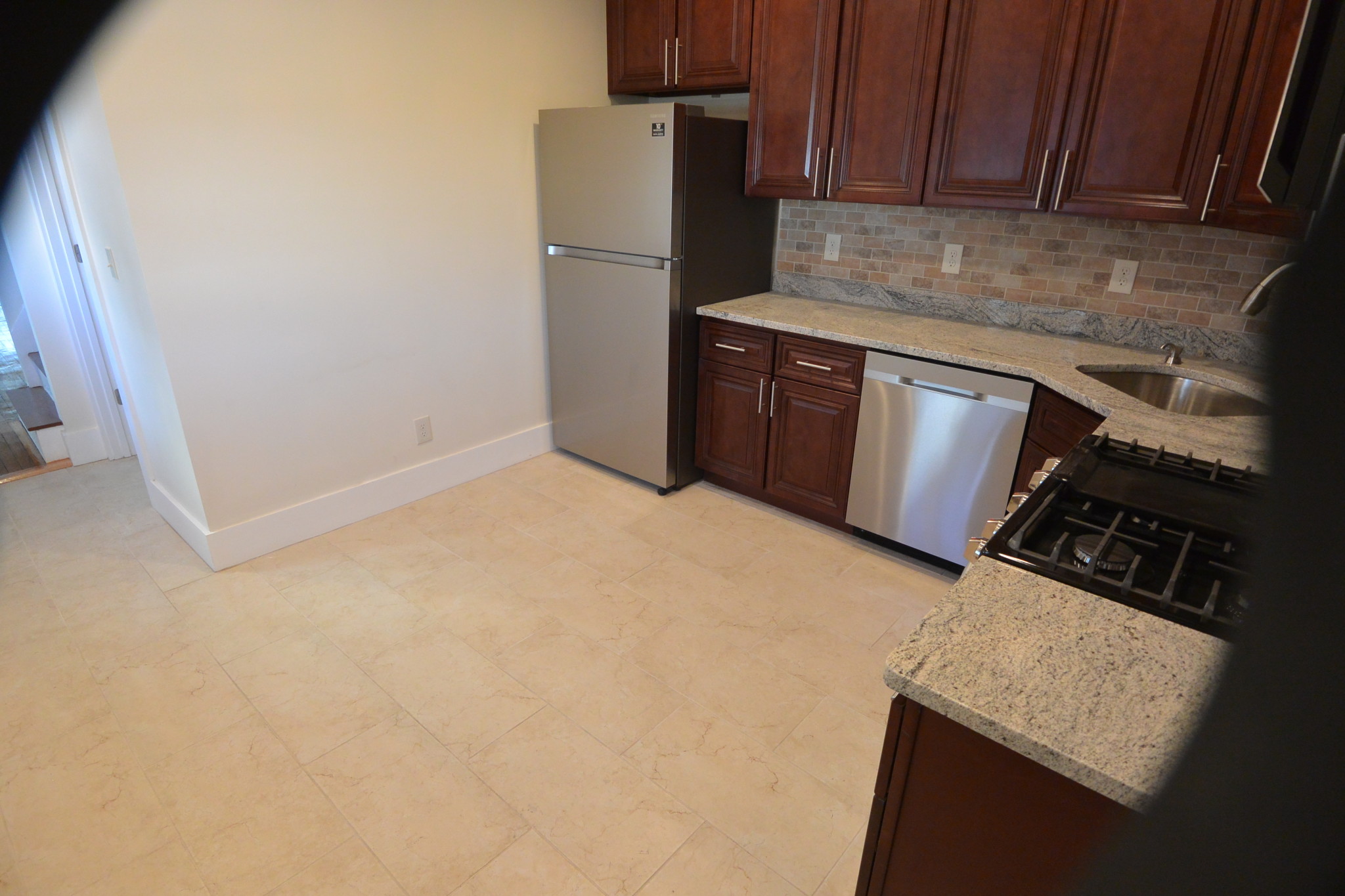 5 bed, 2 bath apartment for rent at 16 Mansfield St Unit 1, Allston — photo 8 of 23