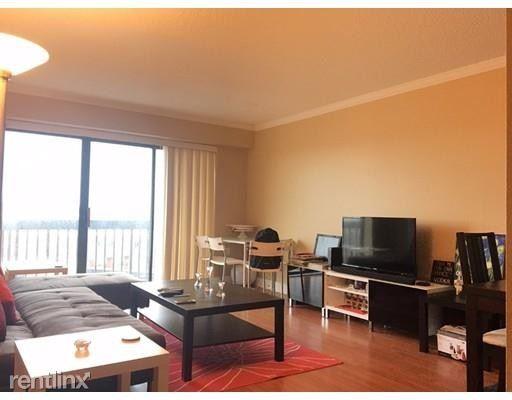 15 North Beacon St, Allston