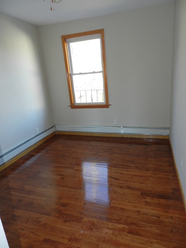 3 bed, 1 bath apartment for rent at 453 Cambridge St Unit 3, Allston — photo 14 of 17