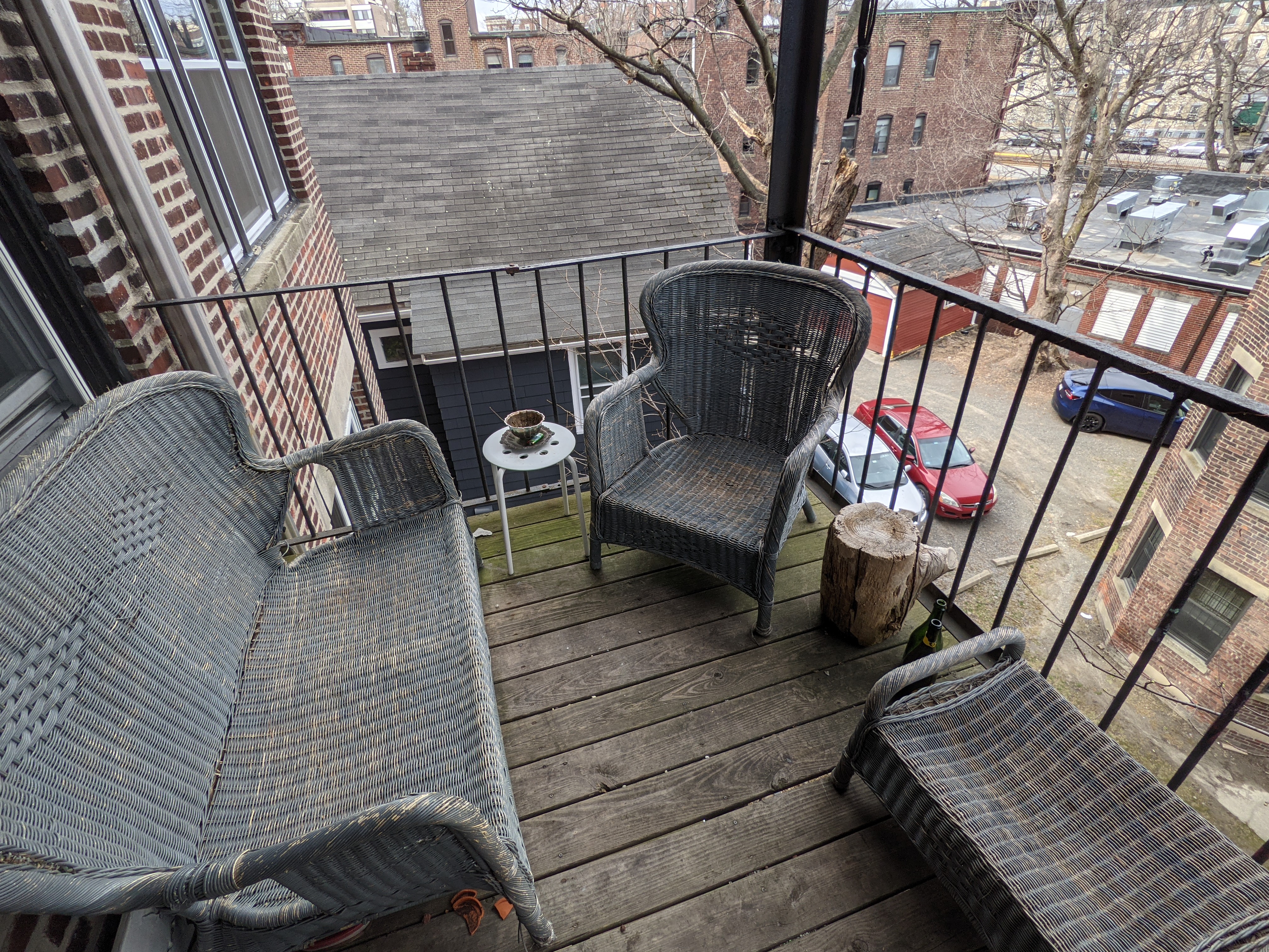 4 bed, 1 bath apartment for rent at 158 Kelton St Unit 6, Allston — photo 5 of 10