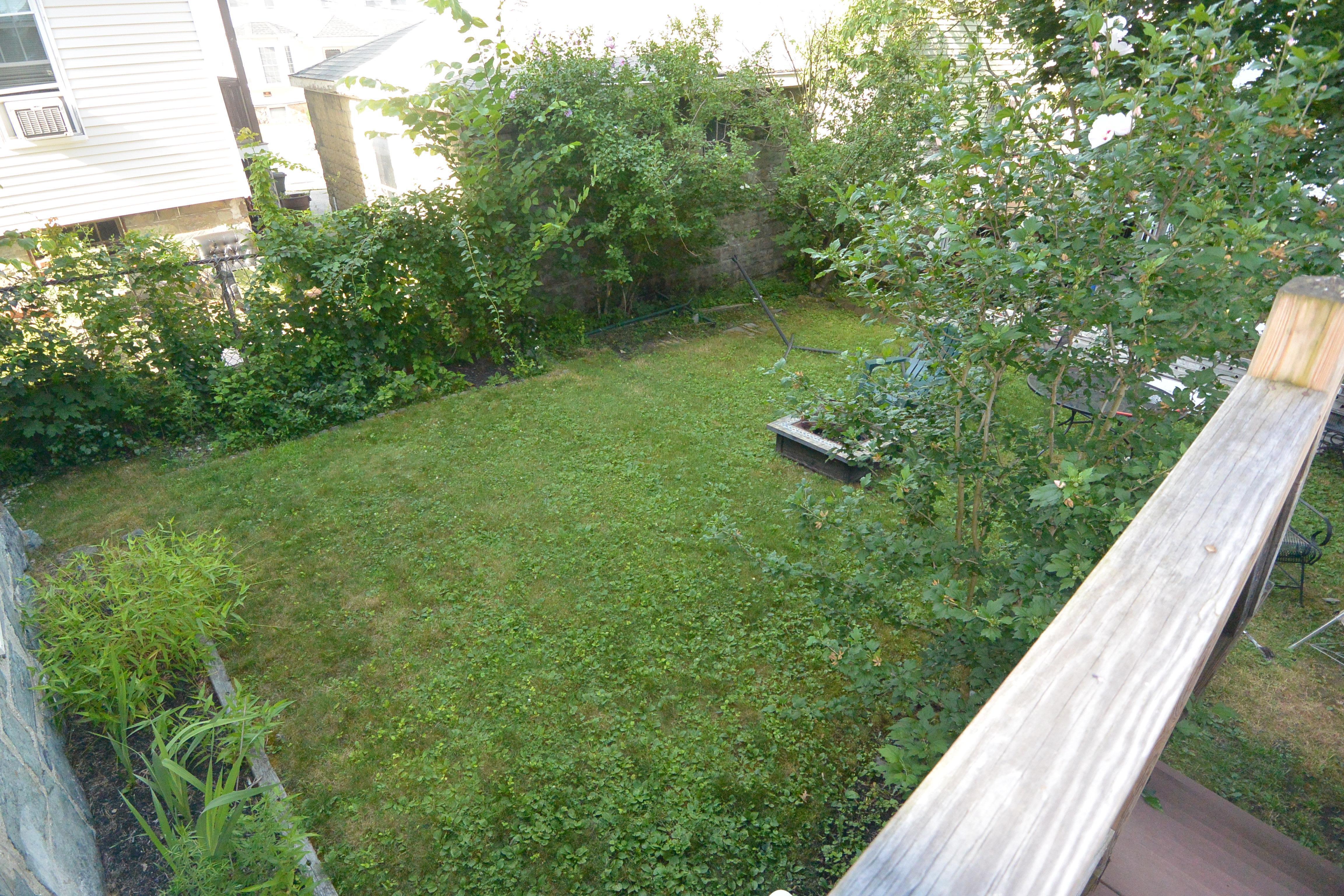 4 bed, 1 bath apartment for rent at 31 Hobson St Unit 0, Brighton — photo 8 of 9