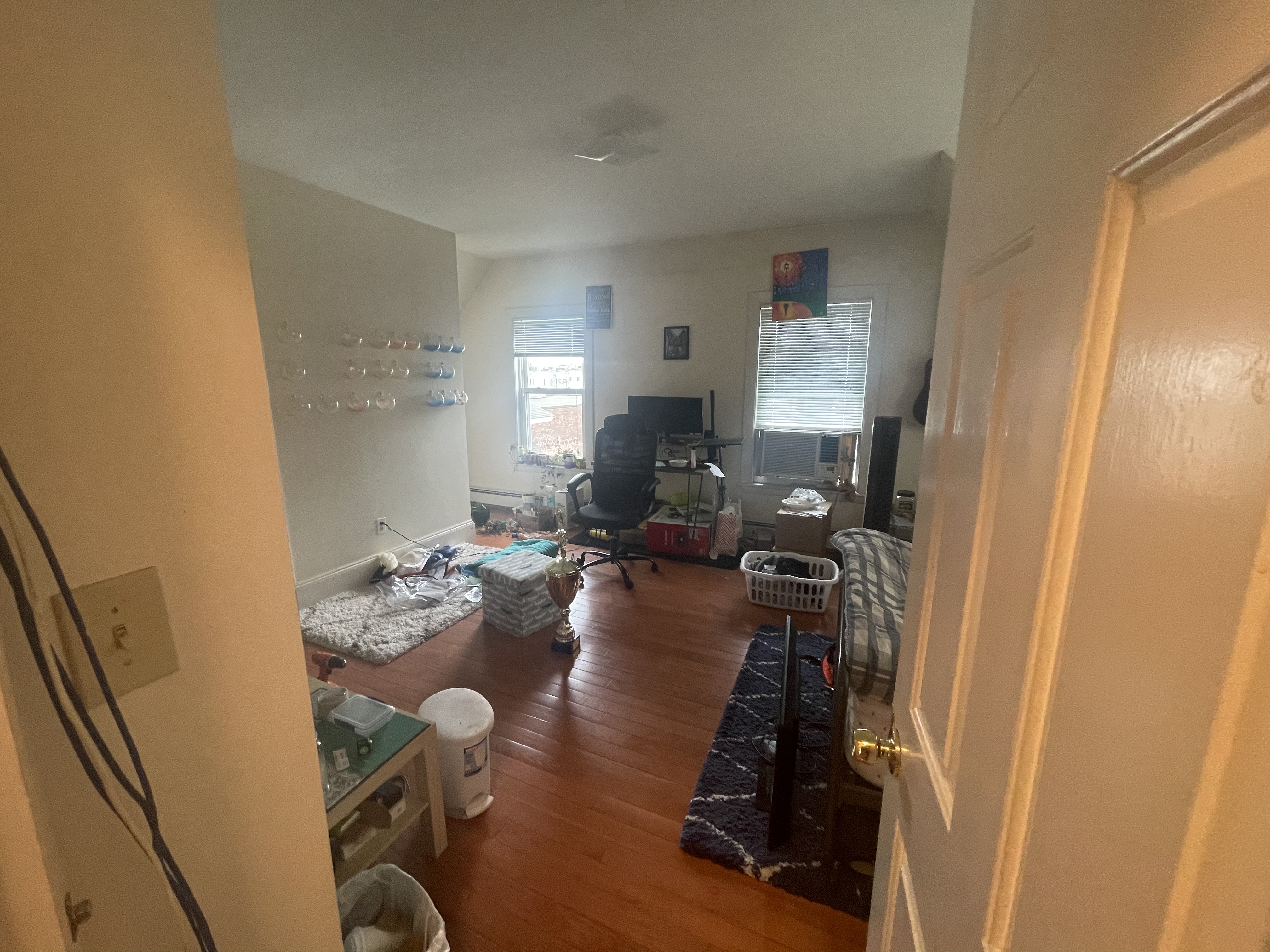 4 bed, 2 bath apartment for rent at 83 Linden St Unit 2COPY, Allston — photo 9 of 11