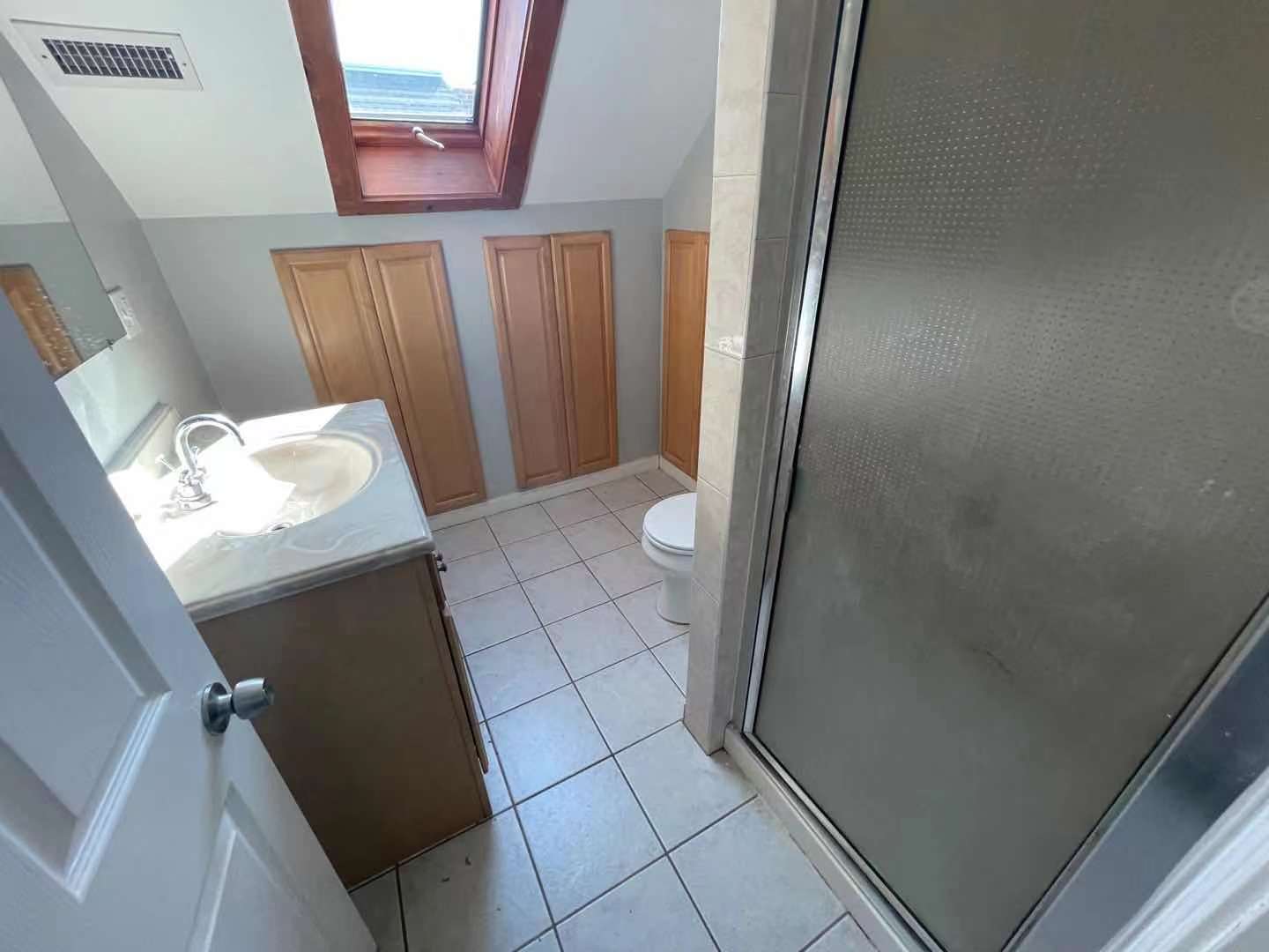 4 bed, 2 bath apartment for rent at 32 Winship St Unit 0, Brighton — photo 10 of 16