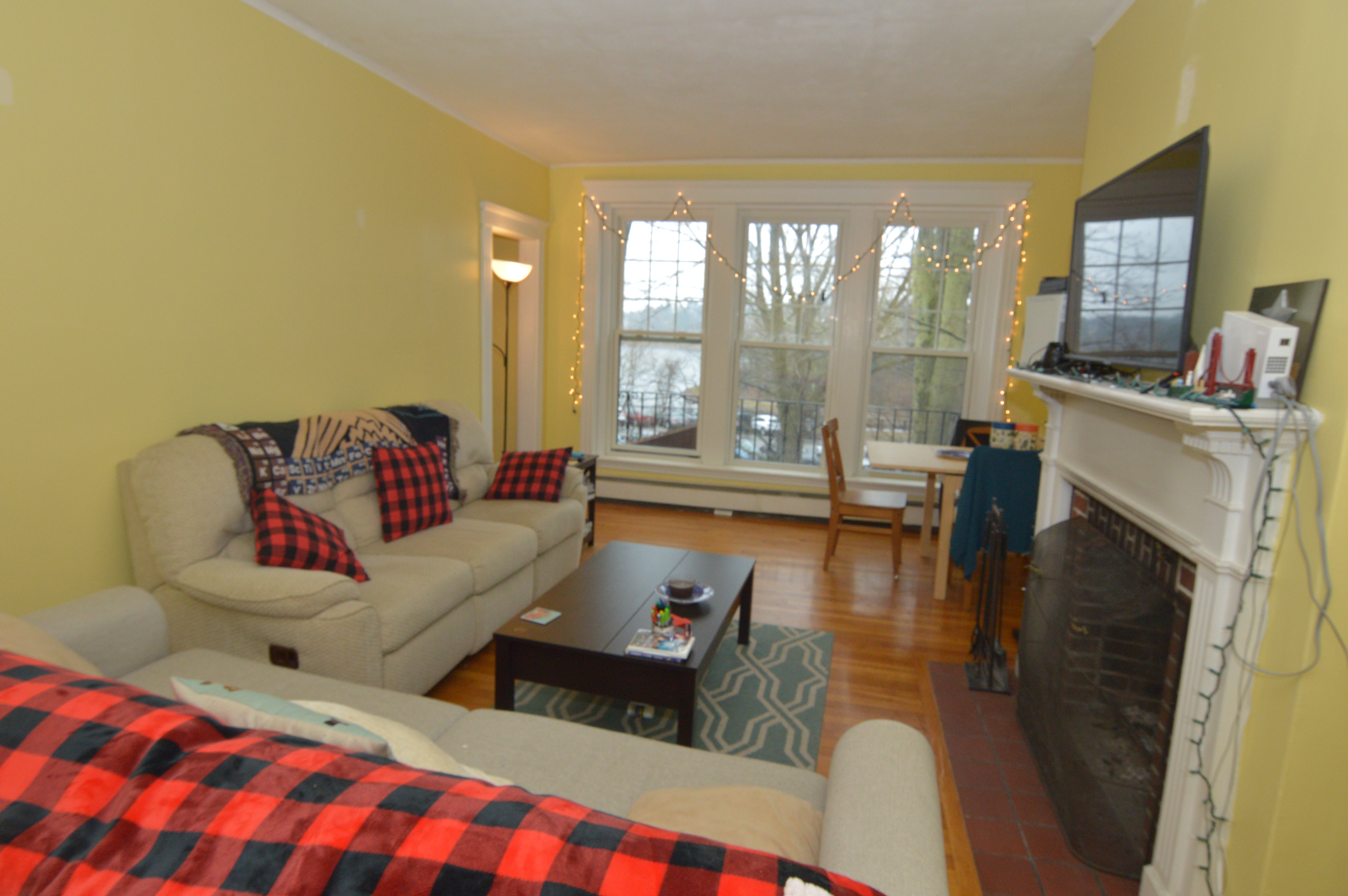 1988 Commonwealth Ave, Brighton