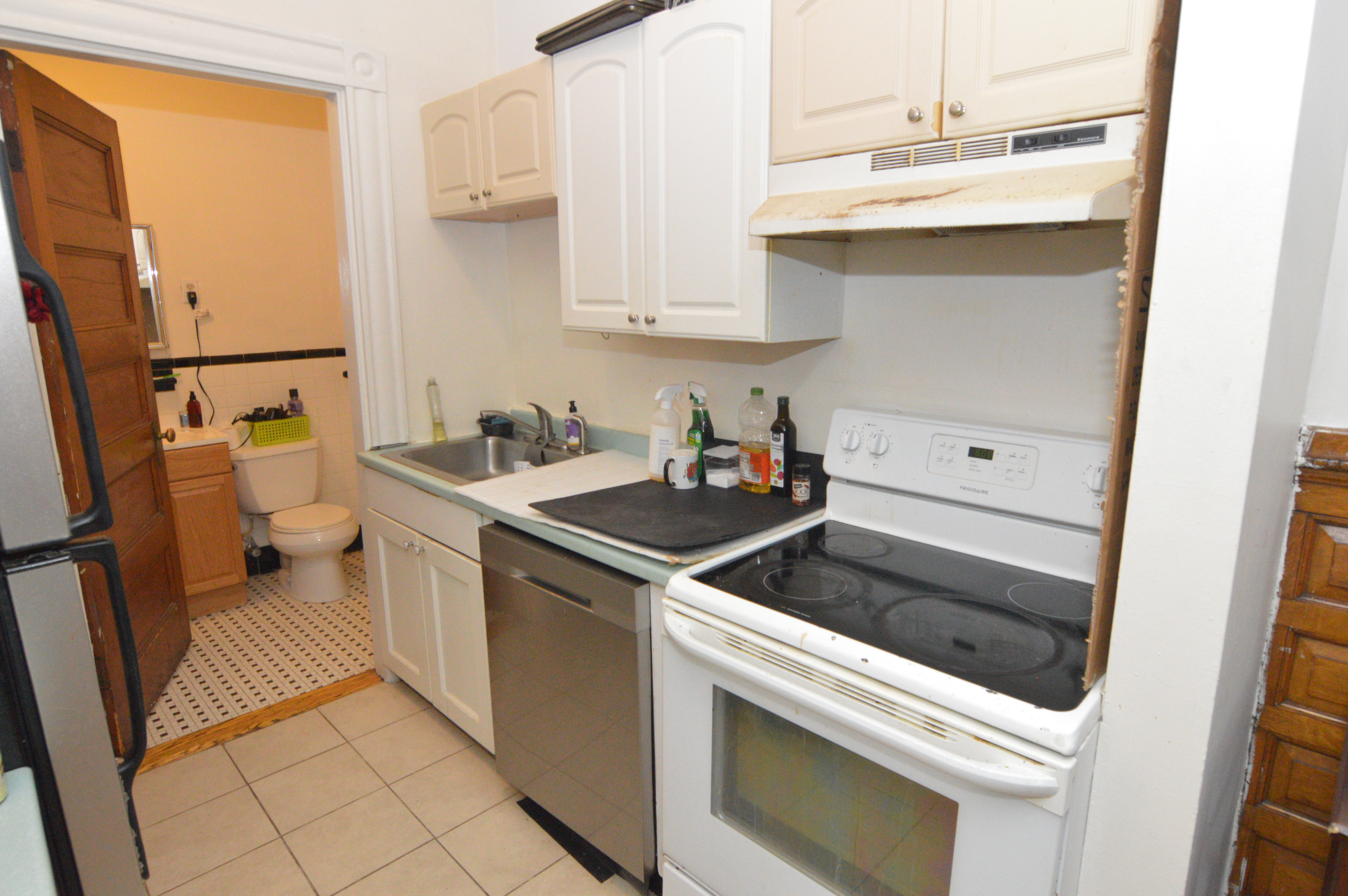 847 Beacon St, Fenway