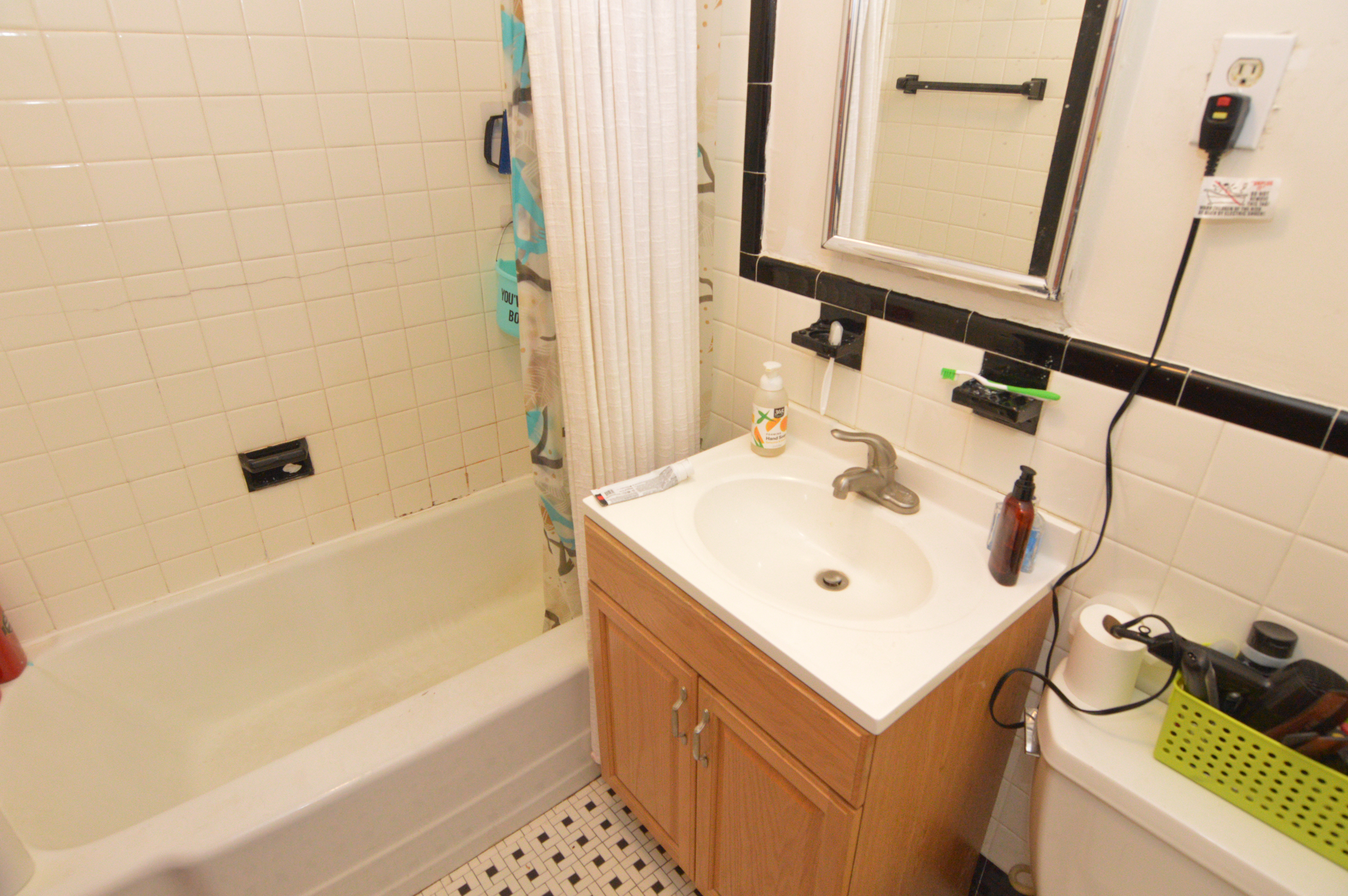 847 Beacon St, Fenway