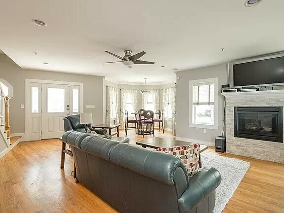 35 Tuckerman St, South Boston