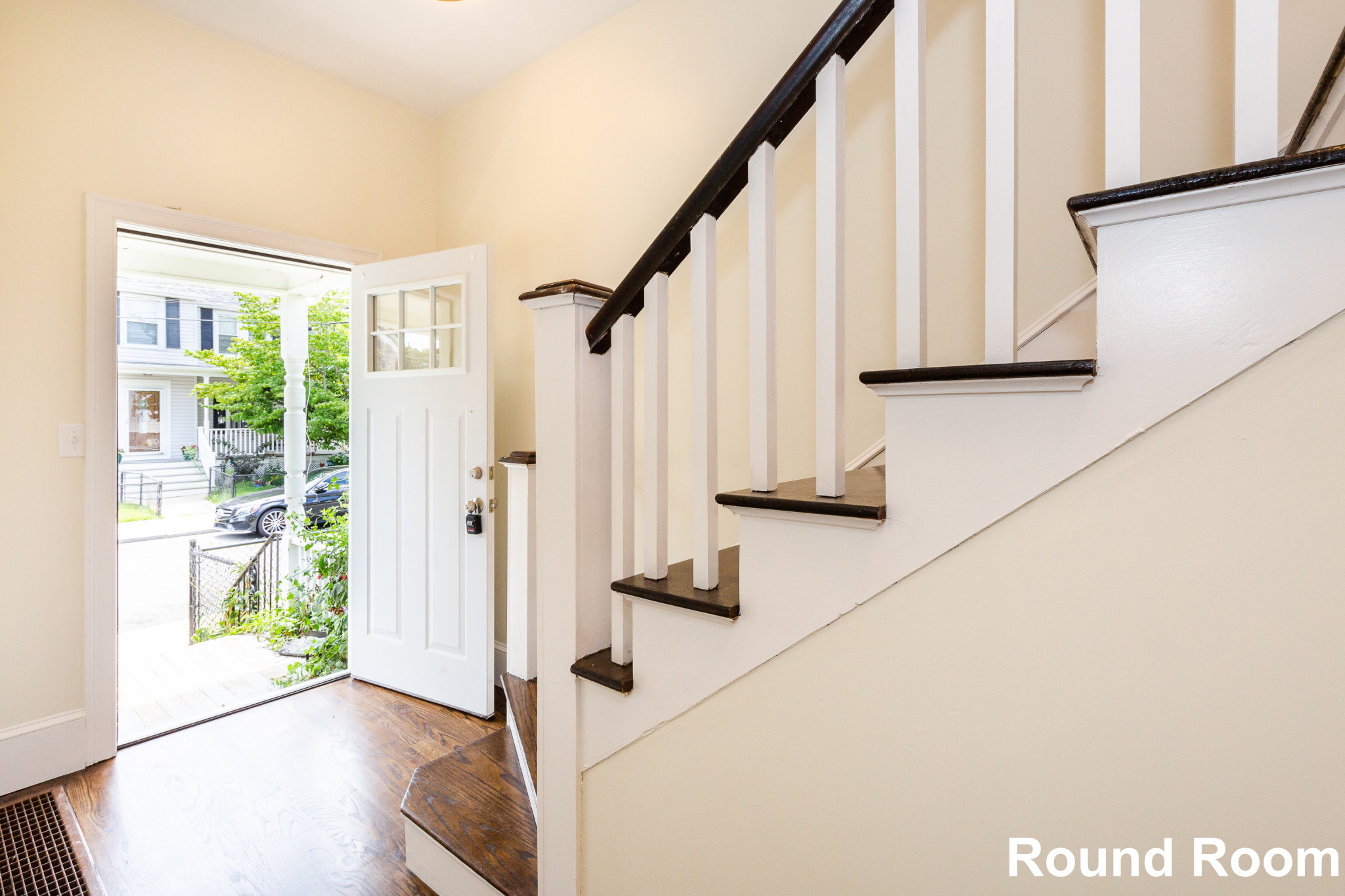 4 bed, 2.5 bath apartment for rent at 71 Orchard St Unit 1, Malden — photo 9 of 26