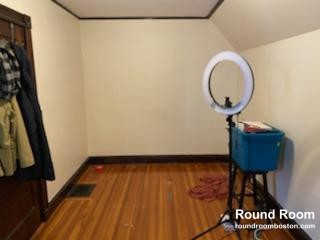 4 bed, 1.5 bath apartment for rent at 124 Brooks St Unit A, Brighton — photo 5 of 18