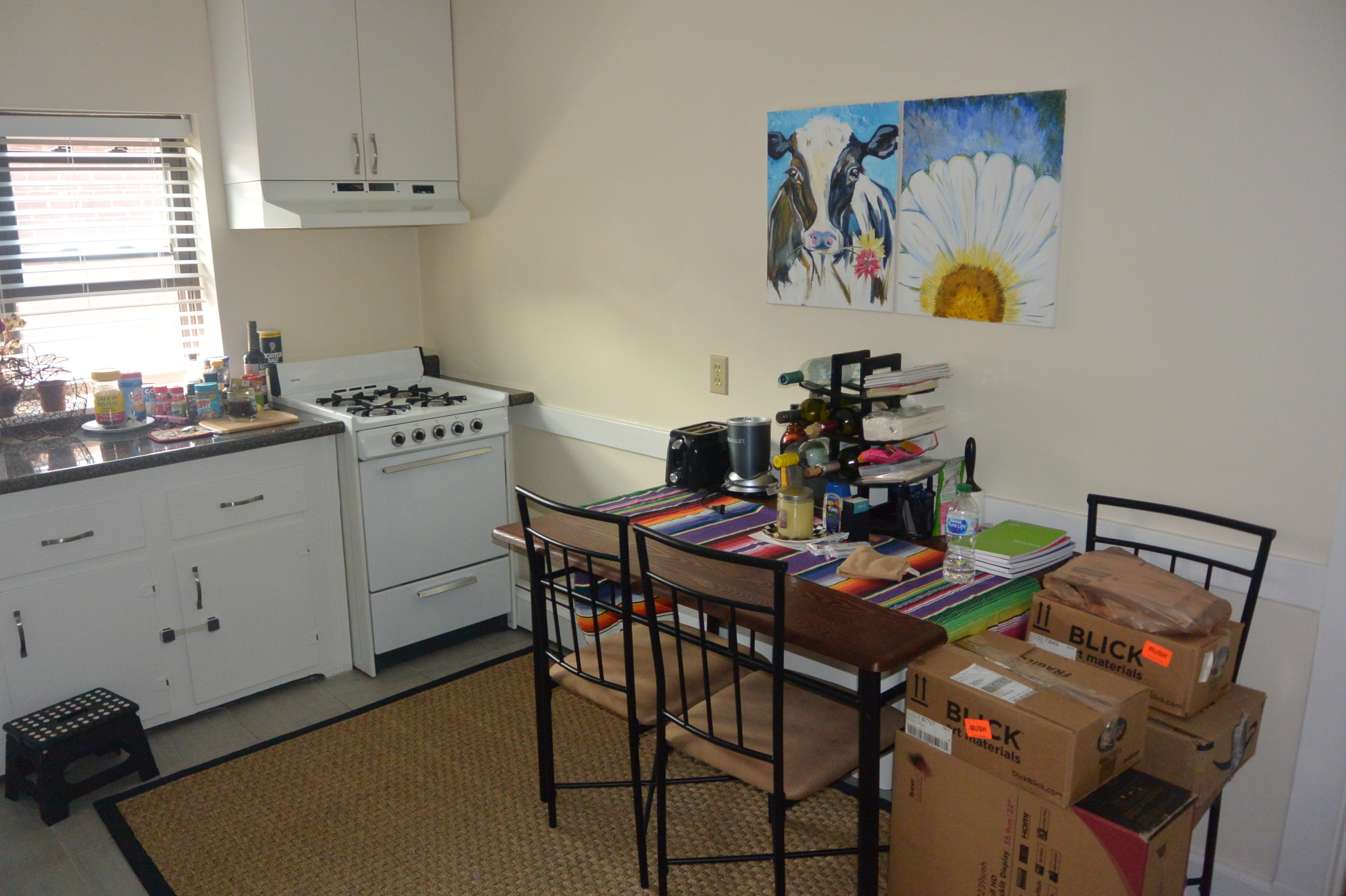 1 bed, 1 bath apartment for rent at 32 Brock St Unit 3, Brighton — photo 2 of 16