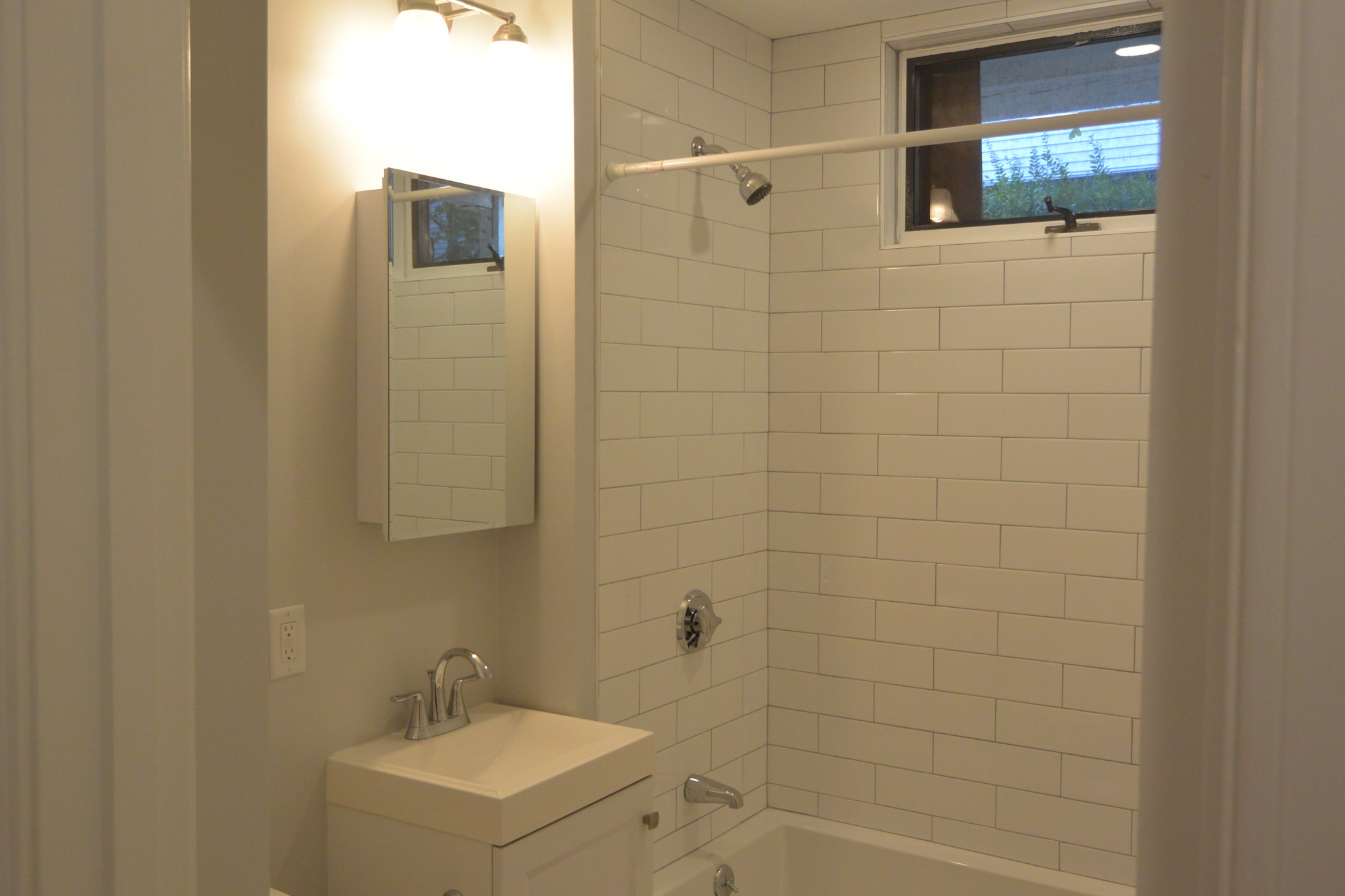 54 Tremont St, Oak Square